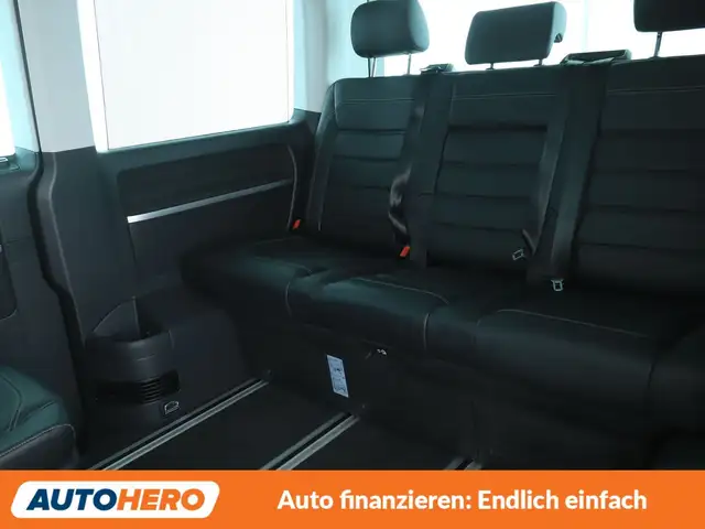 Volkswagen Multivan view 14