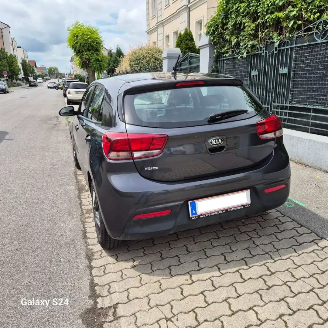 Kia Rio Rio 1,0 TGDI Silber ISG Silber Grau - 2