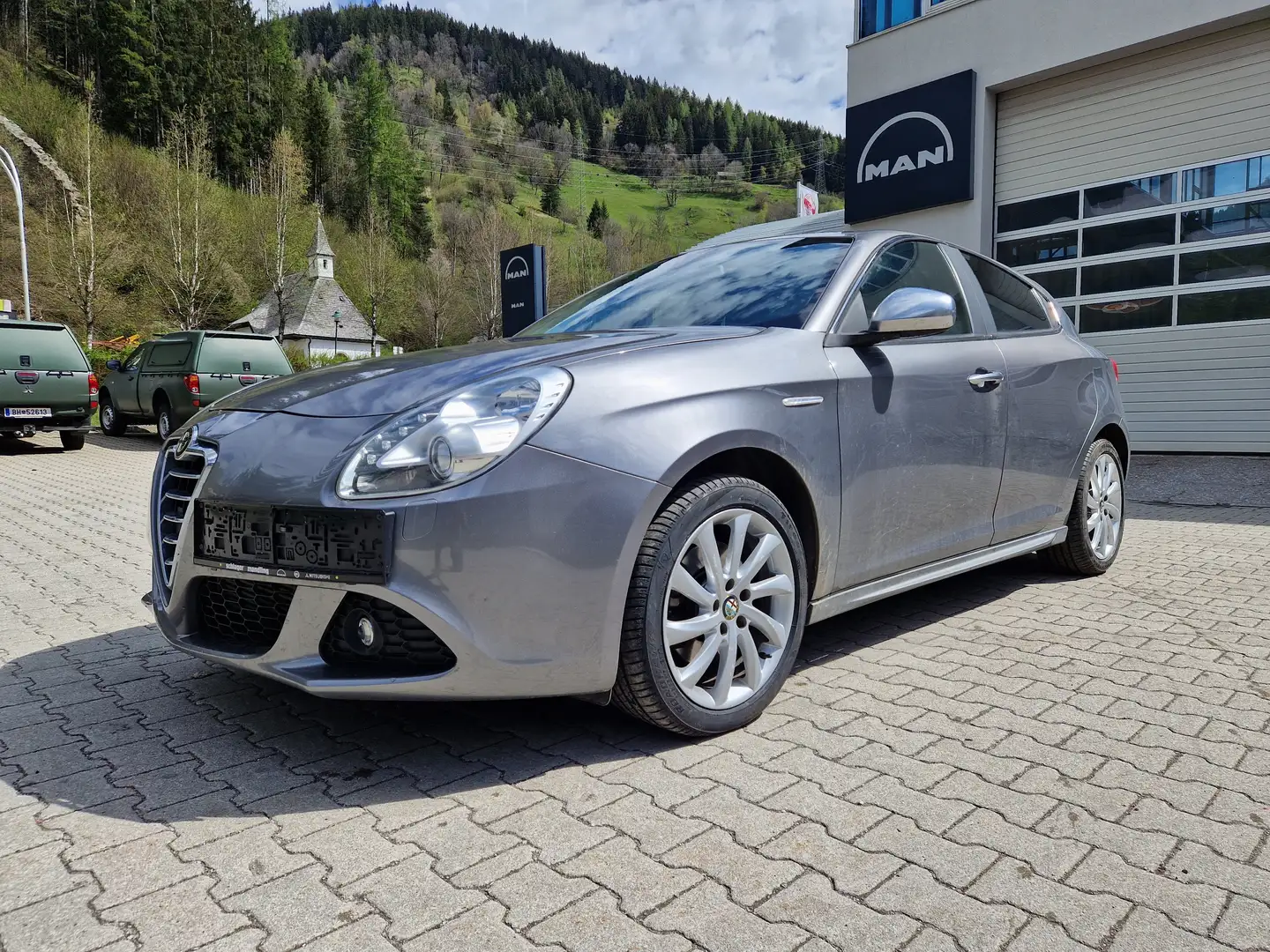 Alfa Romeo Giulietta 2.0 JTD Multijet II Distinctive Gris - 2