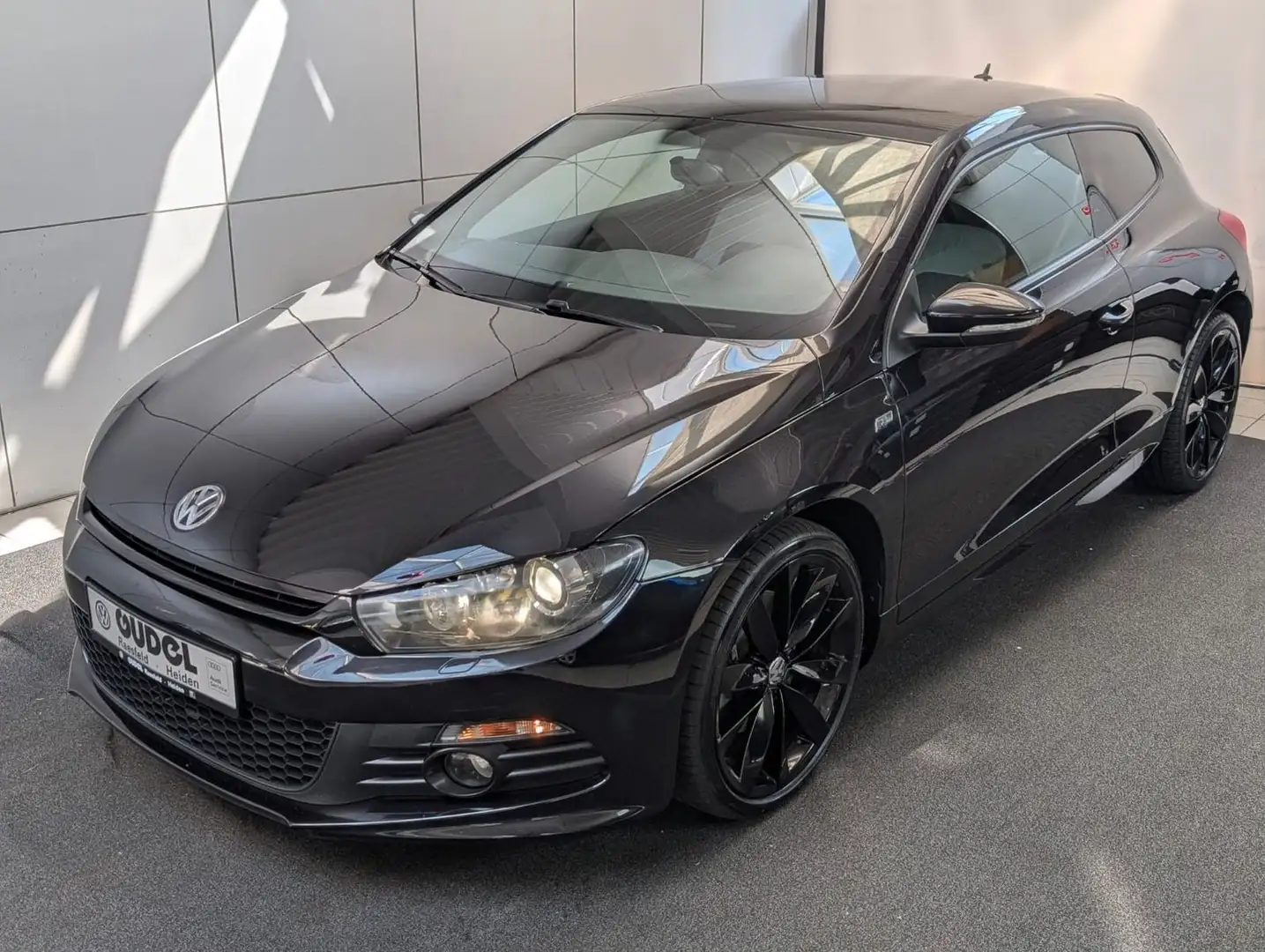 Volkswagen Scirocco 2.0 TSI 210PS R-Line VK nur an Gewerbe! Noir - 2