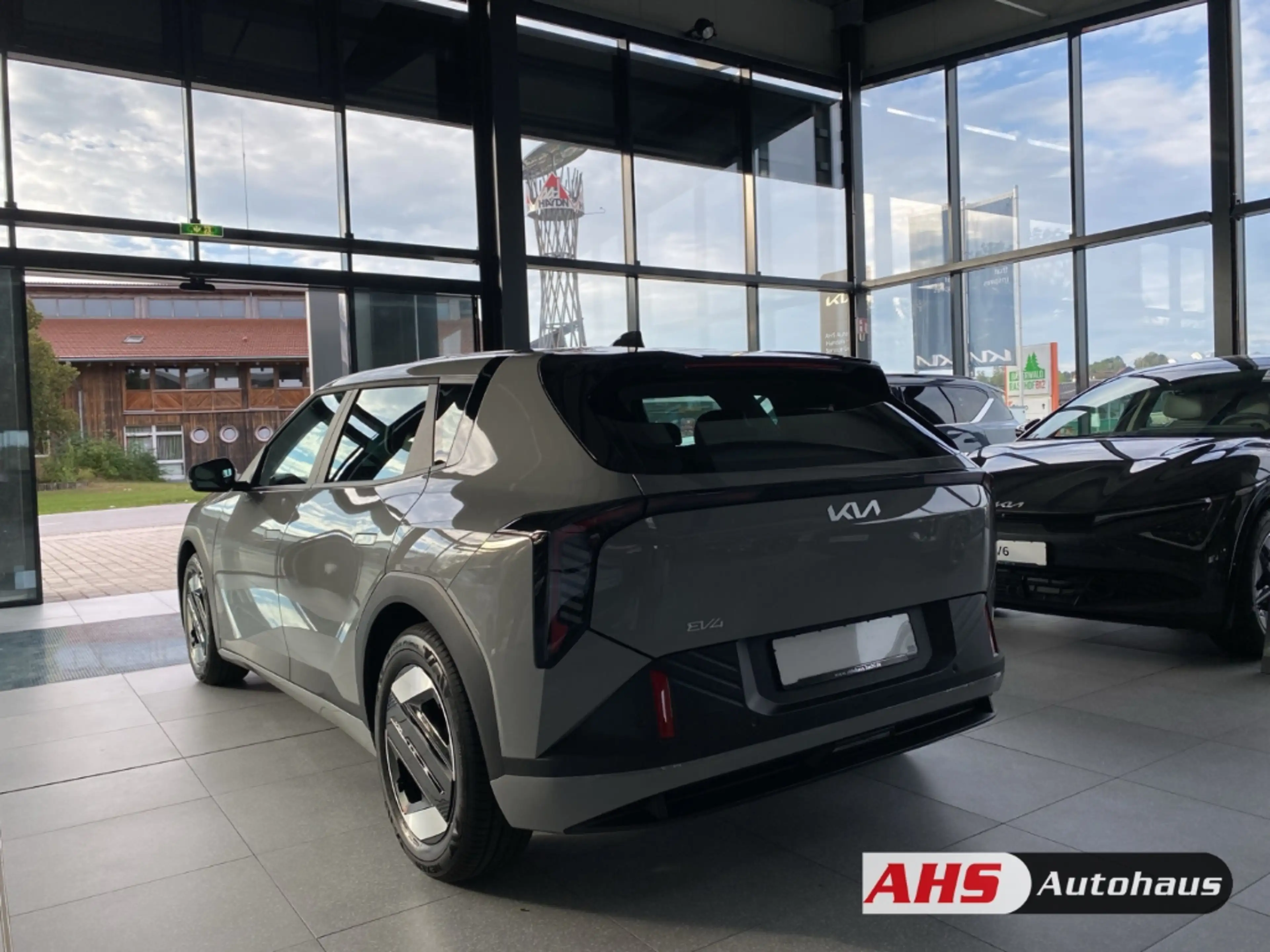 Kia EV4 Air 81,4 kWh Wärmepumpe SHZ Totwinkelassistent Nav — photo 4