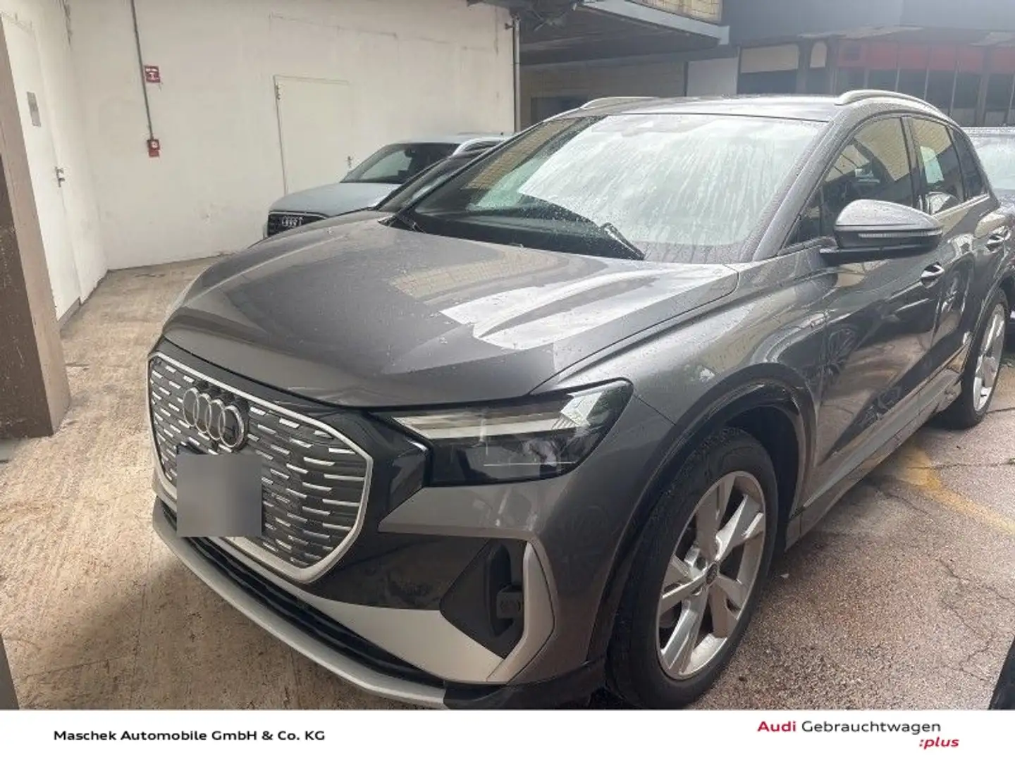 Audi Q4 e-tron S Line Navi ACC RearView Sportfwk elektr. Heckklap Grijs - 1