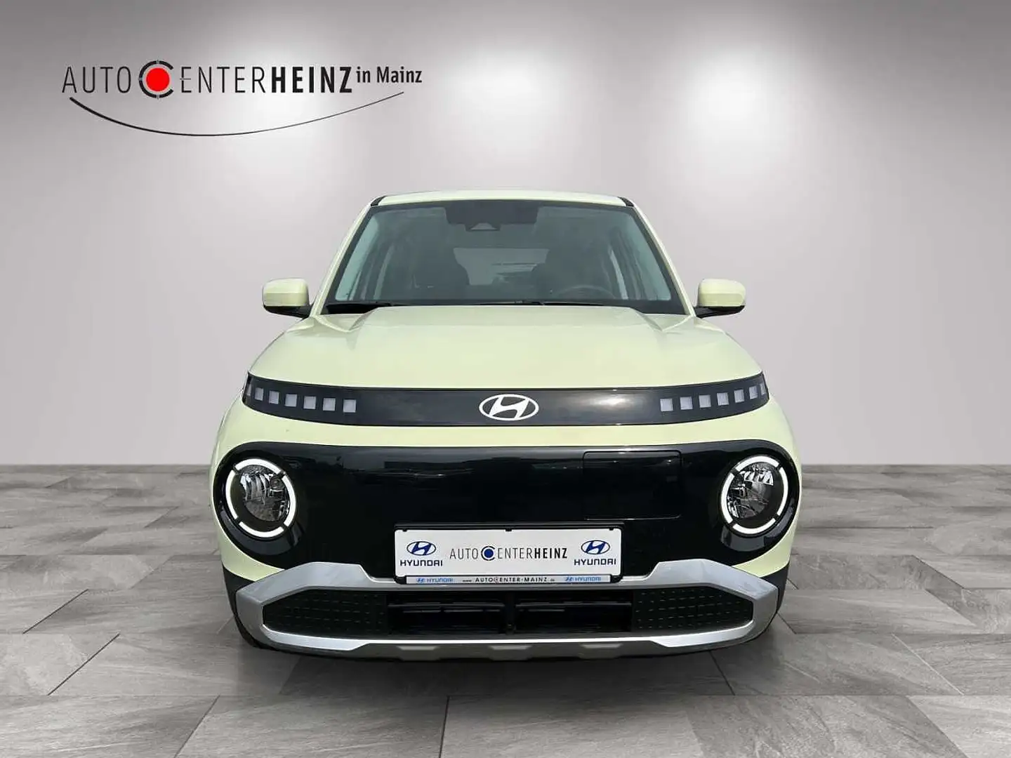 Hyundai Inster 49kWh Select *mit Effizienzpaket* Gelb - 2