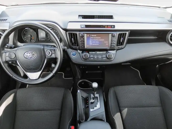 Toyota RAV4 2.5 hybrid 2WD Advance 2016, foto 9