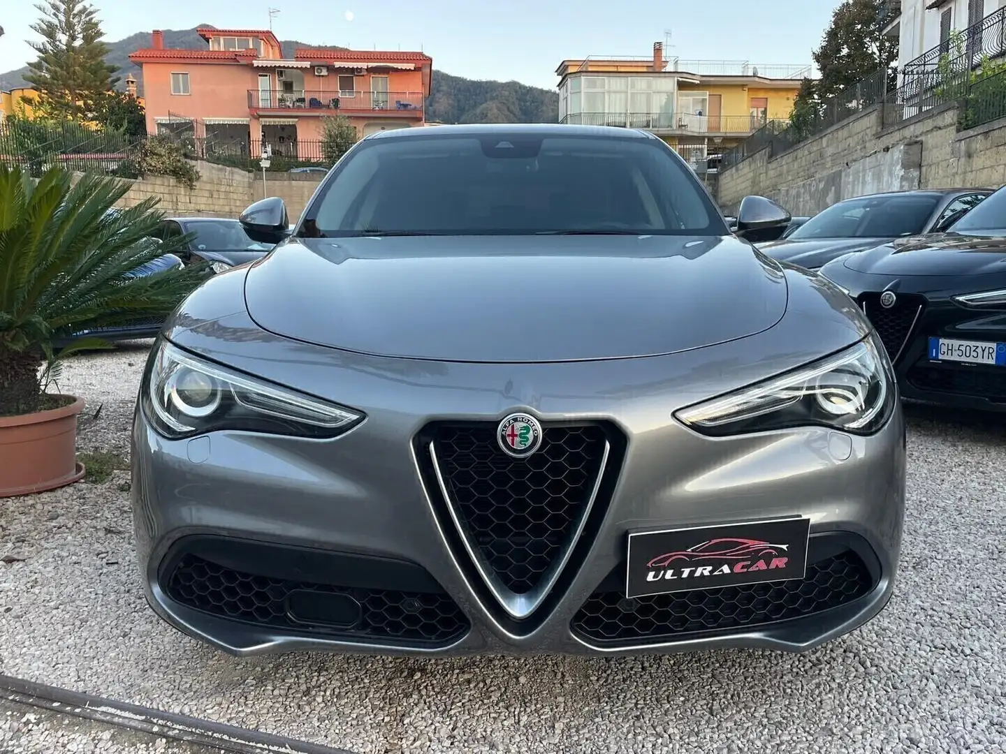 Alfa Romeo Stelvio Stelvio 2.2 Turbodiesel 160 CV AT8 RWD Business Gris - 2