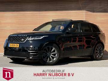 2.0 P300 Turbo AWD R-Dynamic SE Panodak / Stoel en