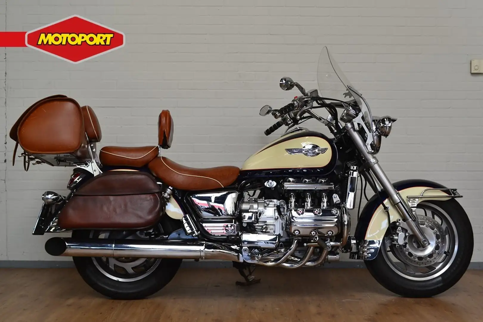 Honda GL 1500 C2 F6C Flat Six Valkyr Zwart - 1