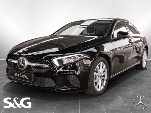 Mercedes-Benz A 180 Advanced Rückfka+ParkAss+MBUX+LED
