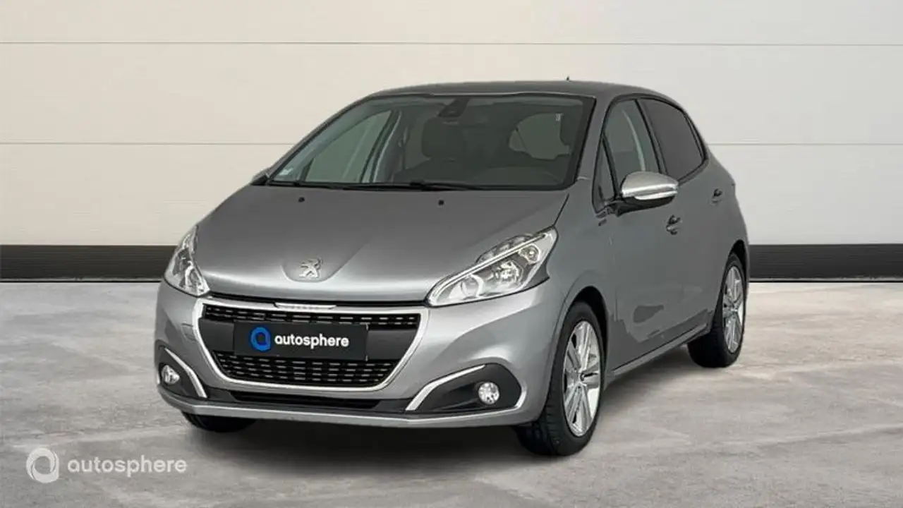 Peugeot 208 1.2 PureTech 82ch E6.2 Evap Signature 5p