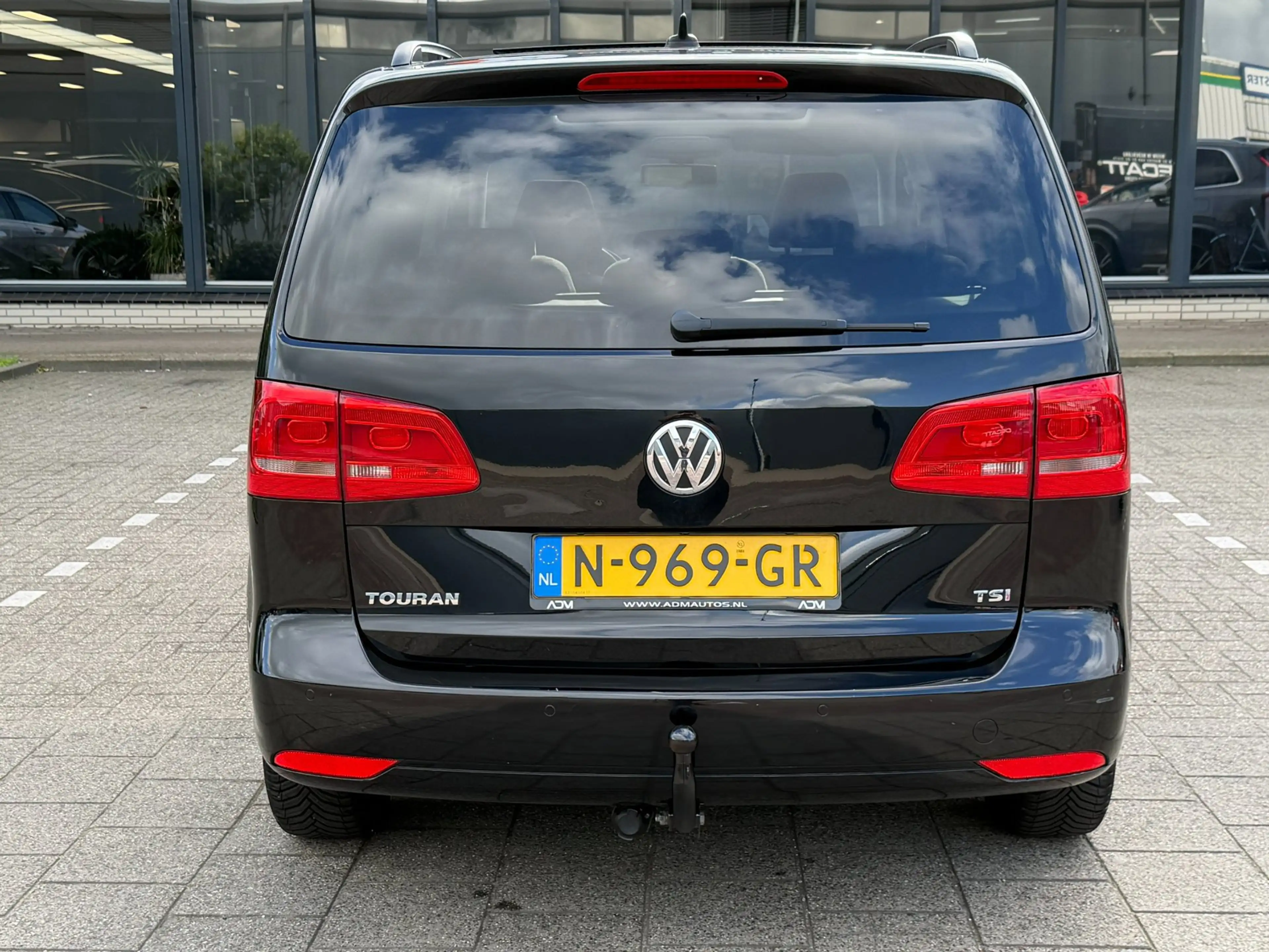 Volkswagen Touran 1.4 TSI Highline DSG l PANO l TREKHAAK — photo 16