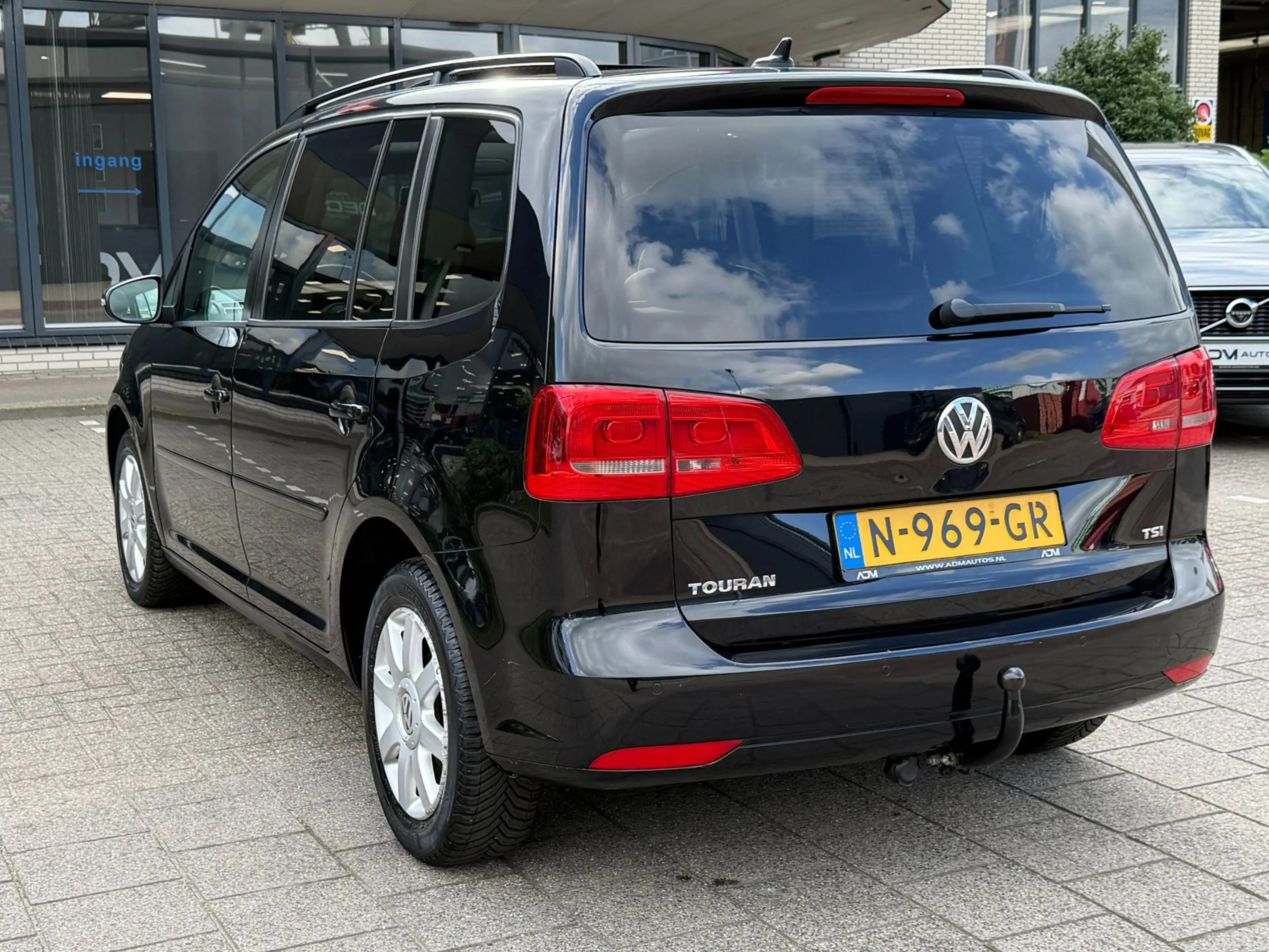Volkswagen Touran 1.4 TSI Highline DSG l PANO l TREKHAAK — photo 17