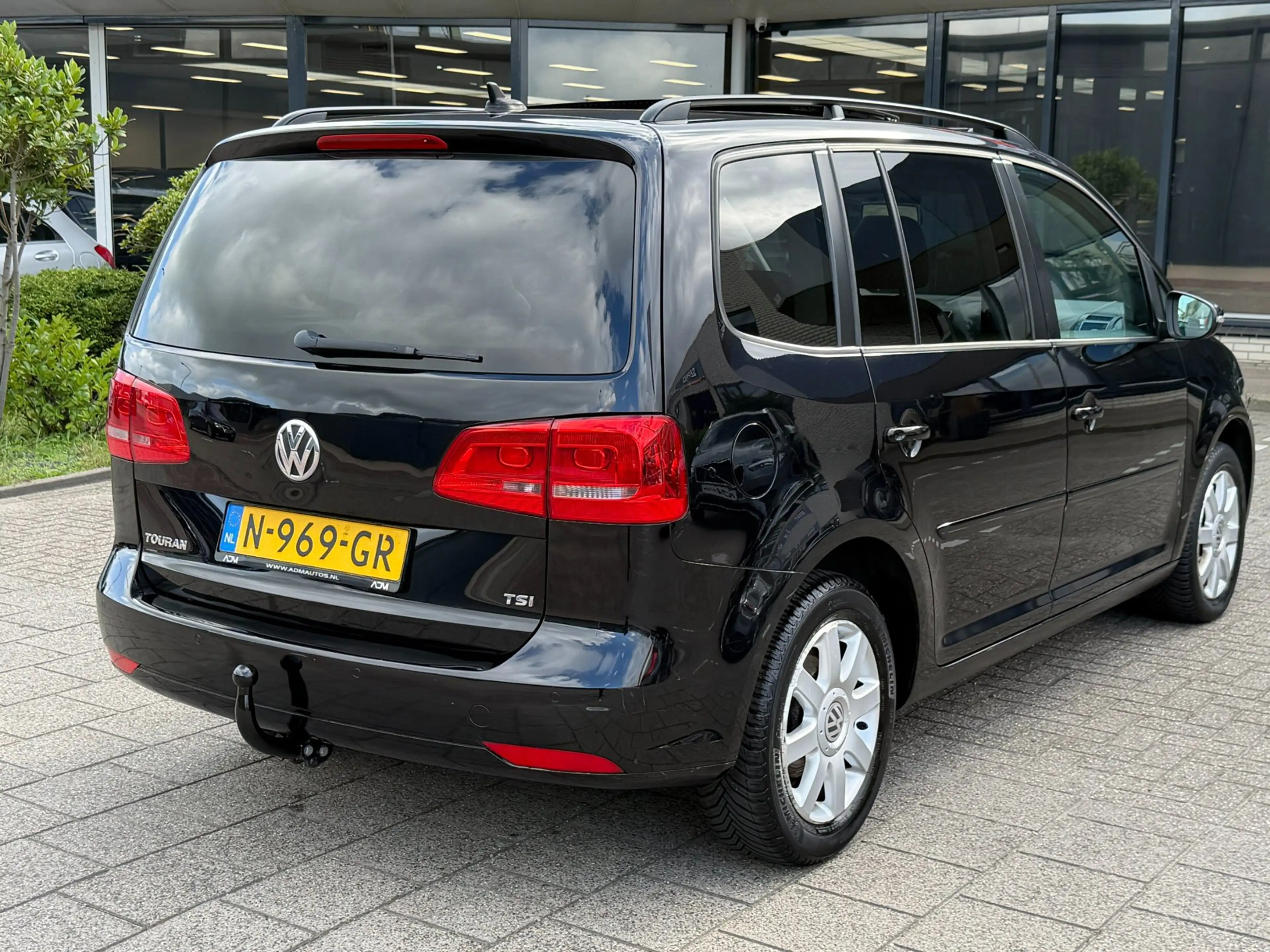 Volkswagen Touran 1.4 TSI Highline DSG l PANO l TREKHAAK — photo 15