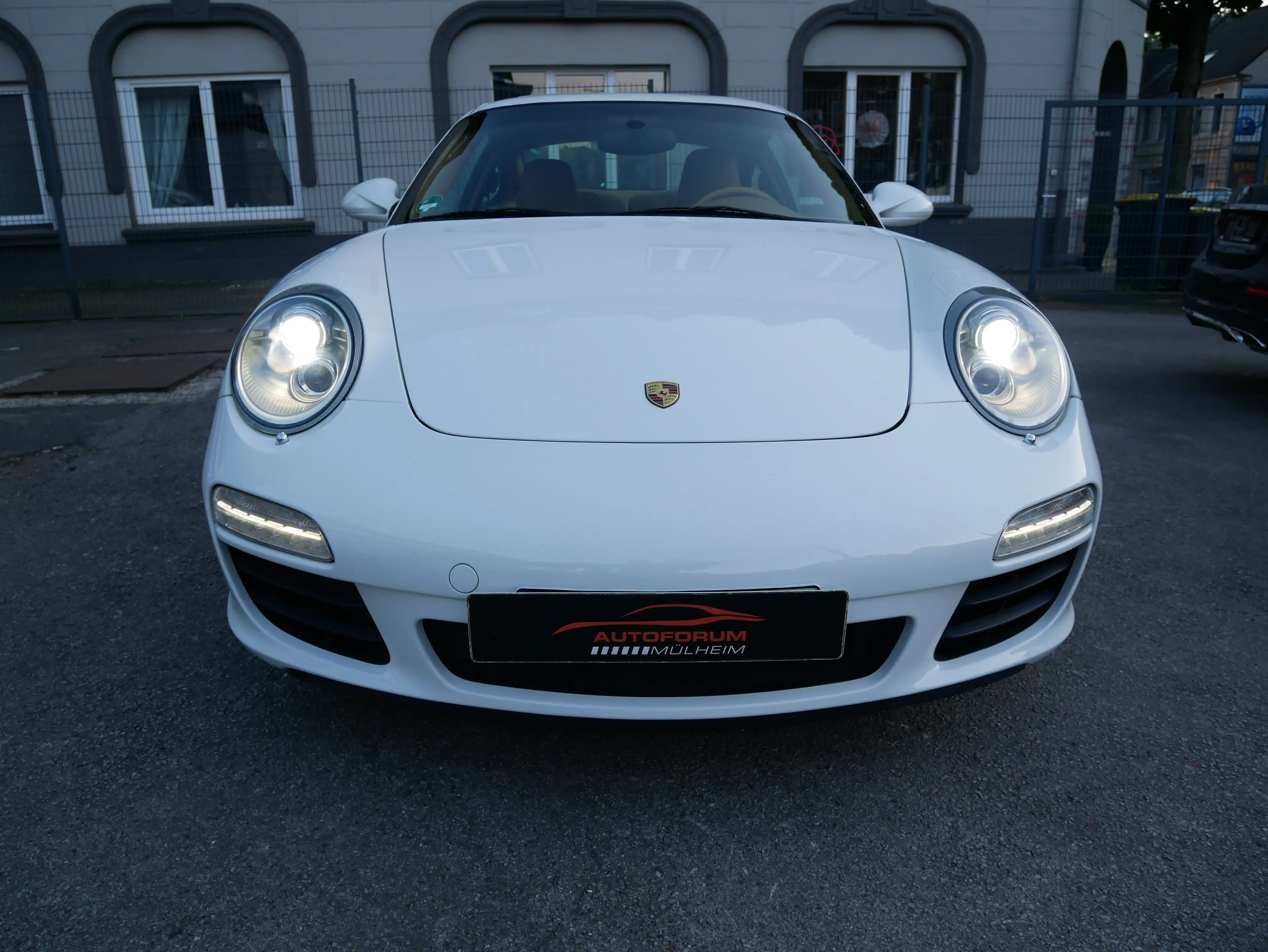 Porsche 997 Carrera Coupe PDK Bi-Xenon Navi Leder SSD PDC MFL — photo 8