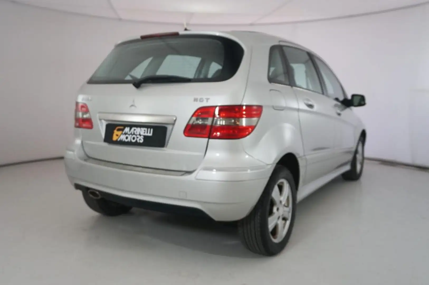 Mercedes-Benz B 180 NGT BUSINESS Silber - 2