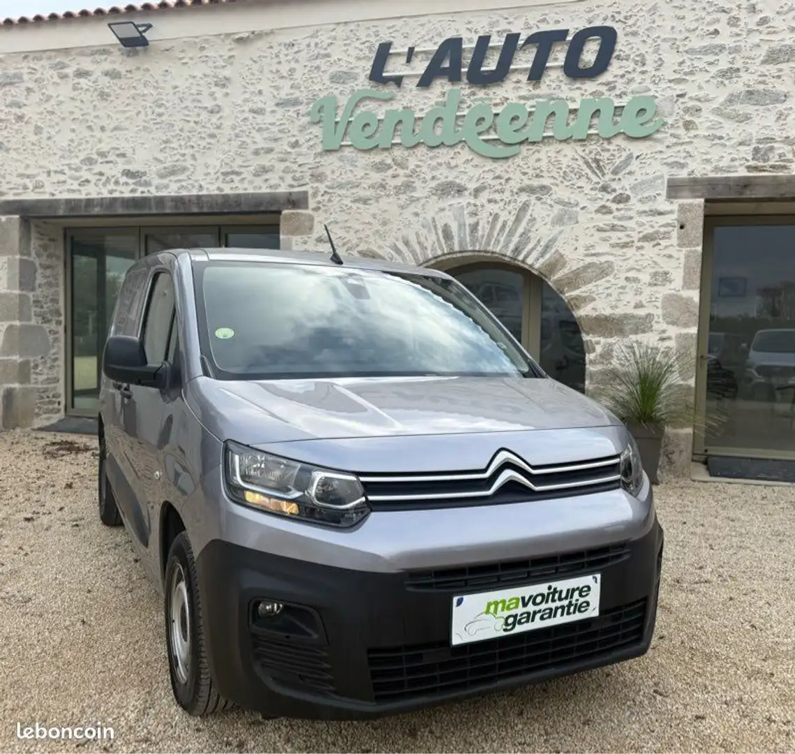 Citroen Berlingo CITROËN M BlueHDI 100ch Club BVM6 11 658HT Grau - 1