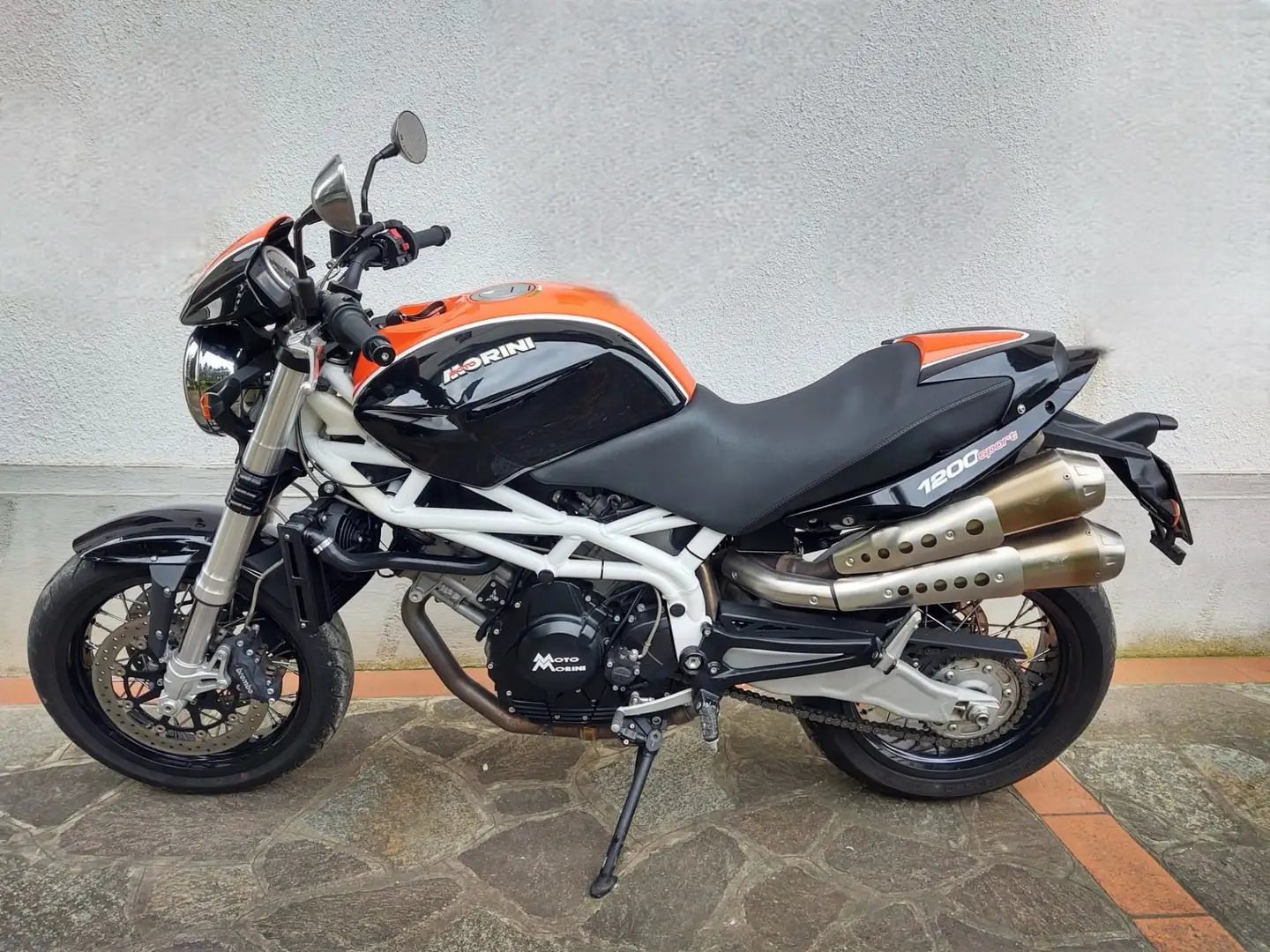Moto Morini 1200 Sport Schwarz - 1
