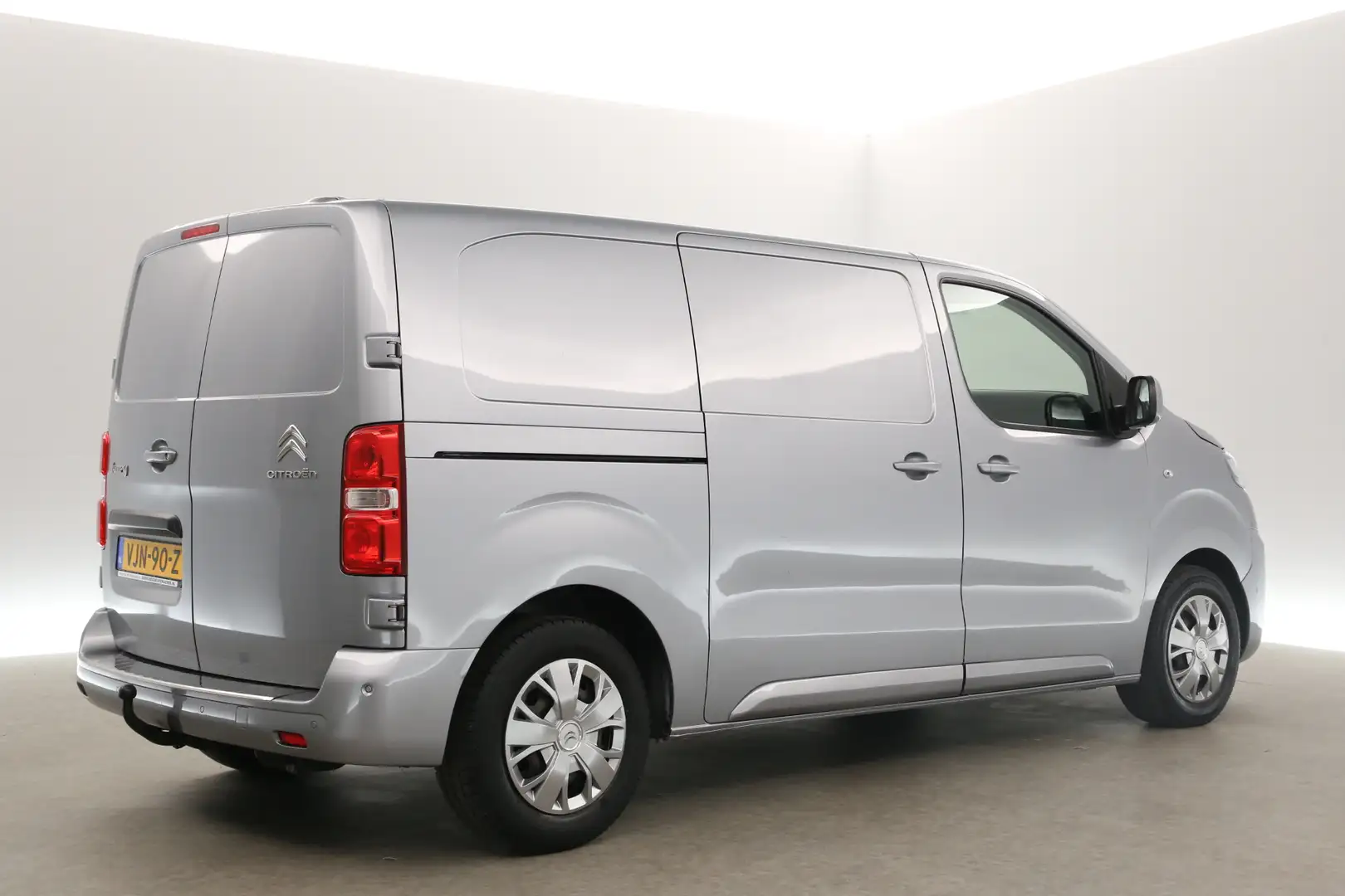 Citroen Jumpy 2.0 BlueHDI L2H1 Automaat Airco Camera Cruise Carp Zilver - 2