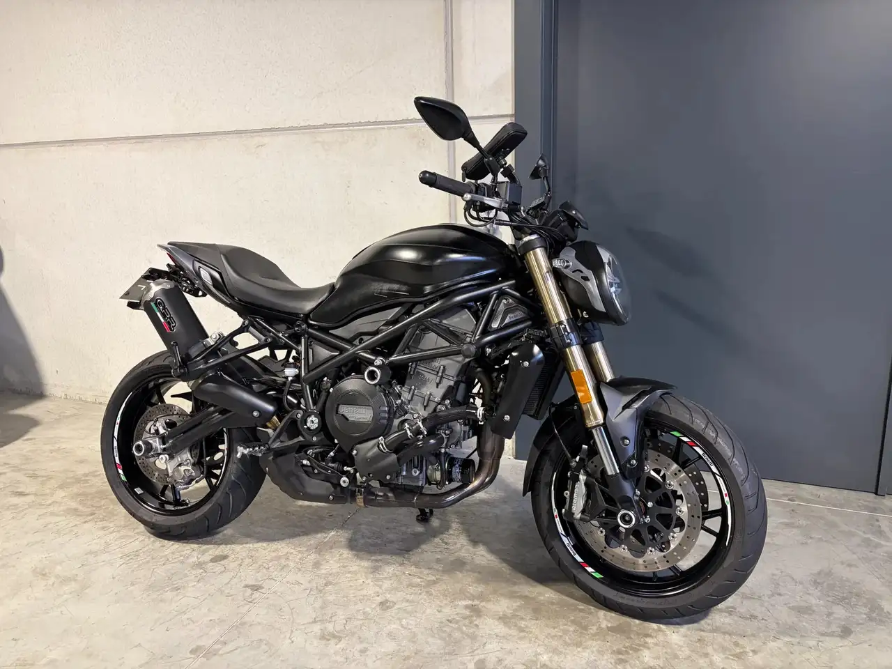 Benelli 752 S