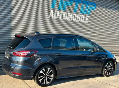 Annonce voiture d'occasion Ford S-Max - CARADIZE