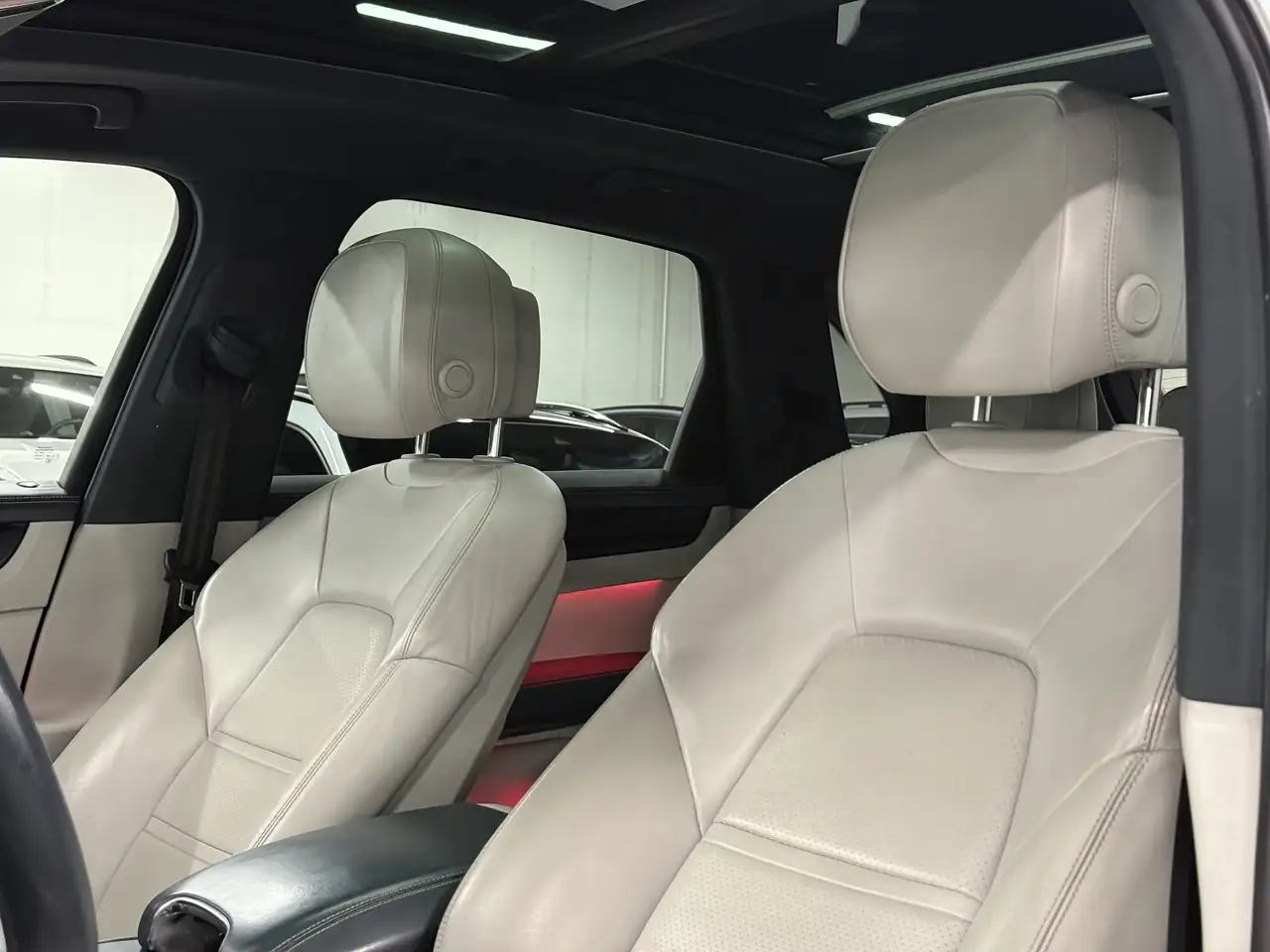 Porsche Cayenne снимка Porsche Cayenne