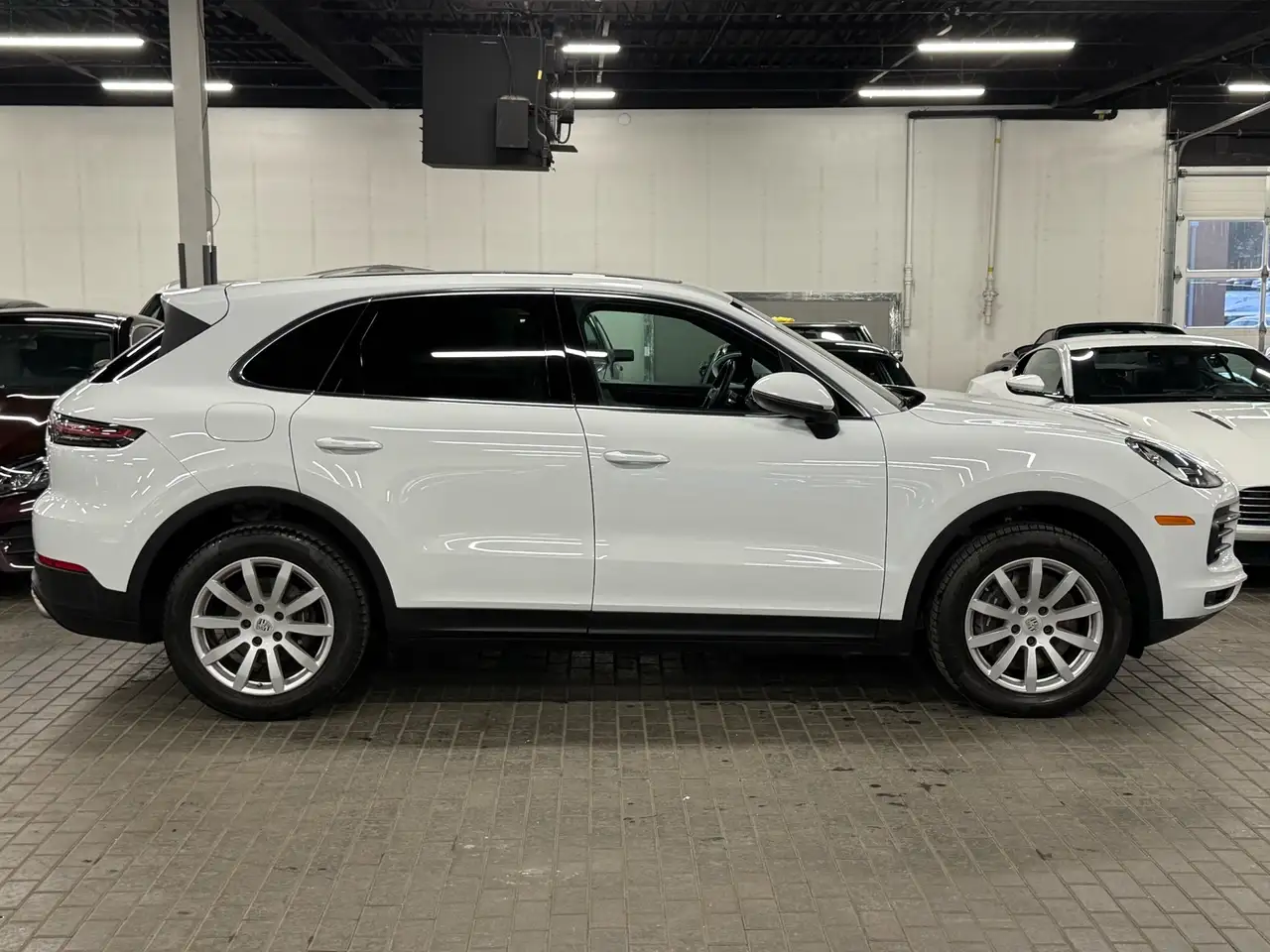 Porsche Cayenne снимка Porsche Cayenne