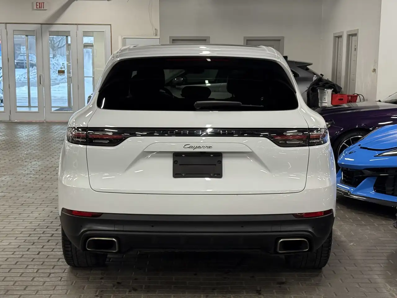 Porsche Cayenne снимка Porsche Cayenne