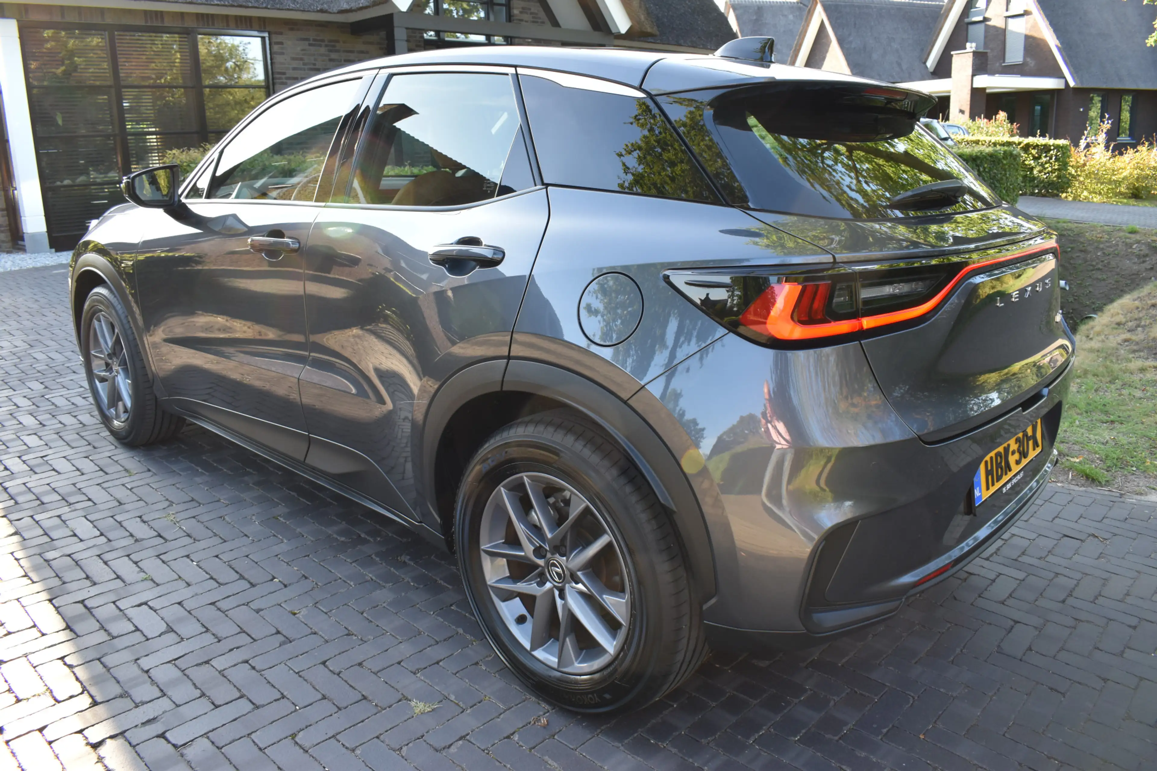 Lexus LBX 1.5 Cool 2WD AUT. LEER, ACC 16DKM NIEUWSTAAT! — photo 5