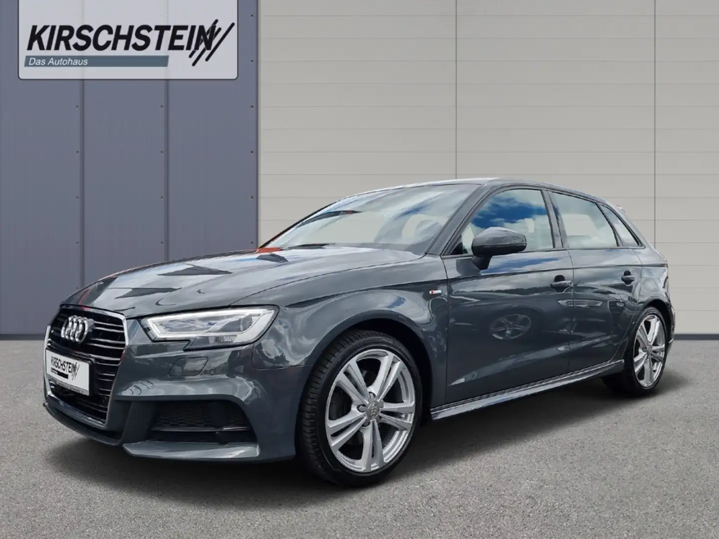 Audi A3 Sportback 40 TFSI S-Line ACC LED Assistenz Grey - 2