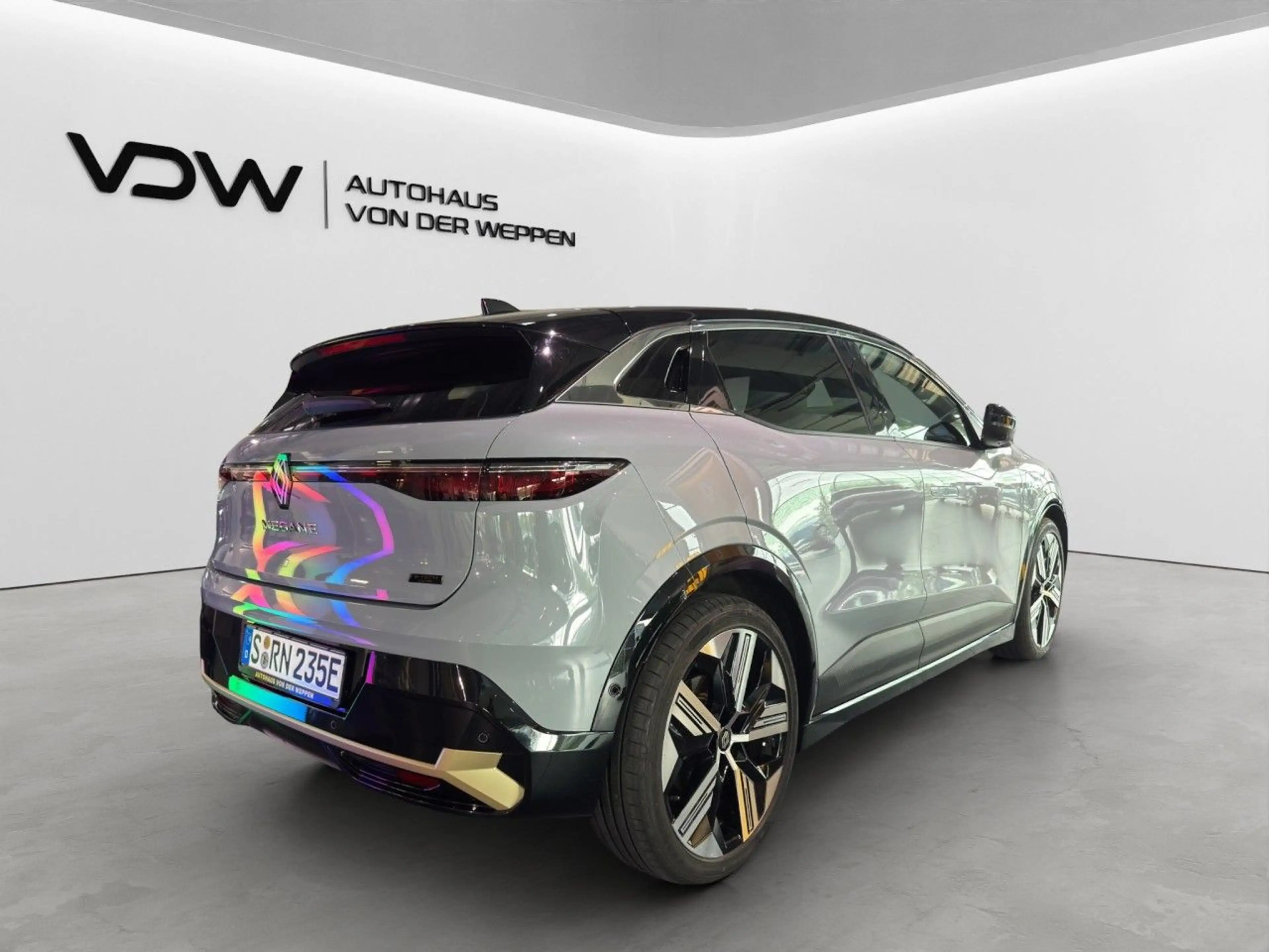 Renault Megane E-Tech Megane E-Tech EV60 ICONIC Vollausstattung — photo 11
