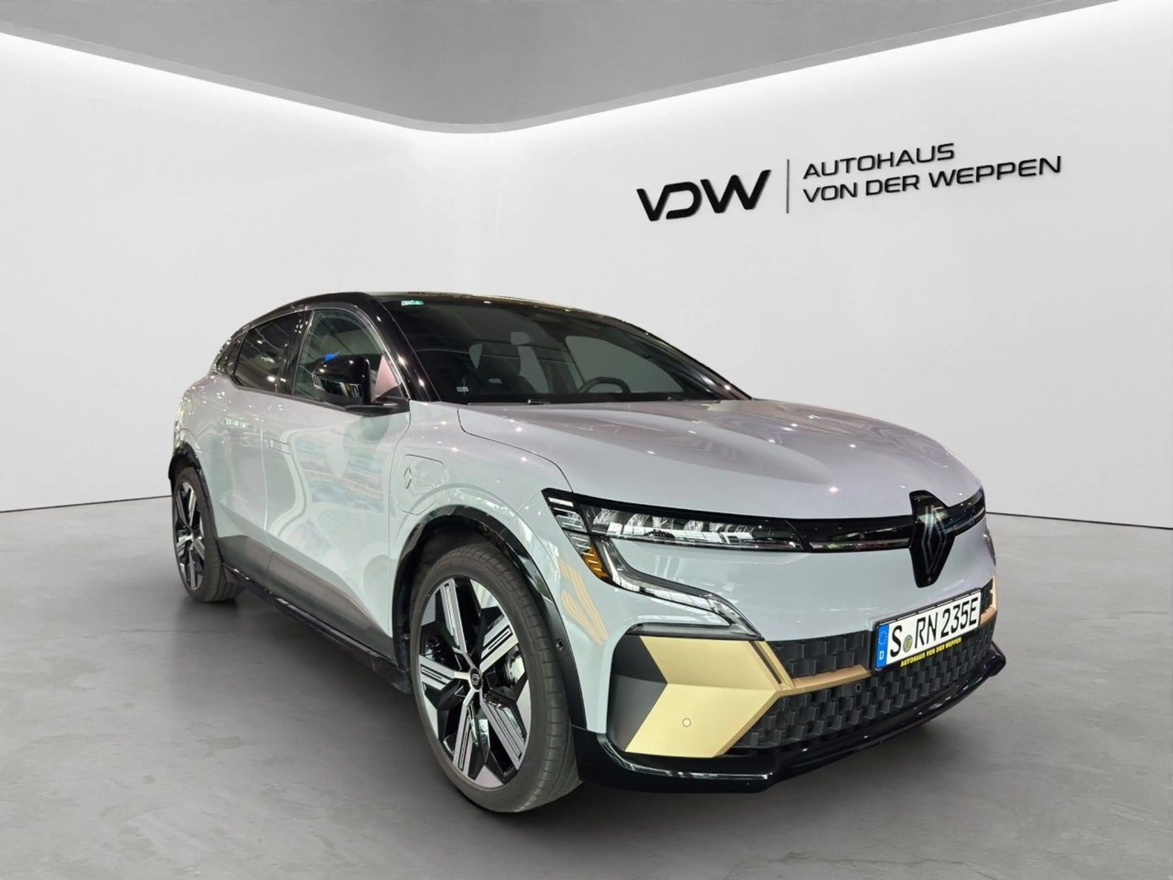 Renault Megane E-Tech Megane E-Tech EV60 ICONIC Vollausstattung — photo 13
