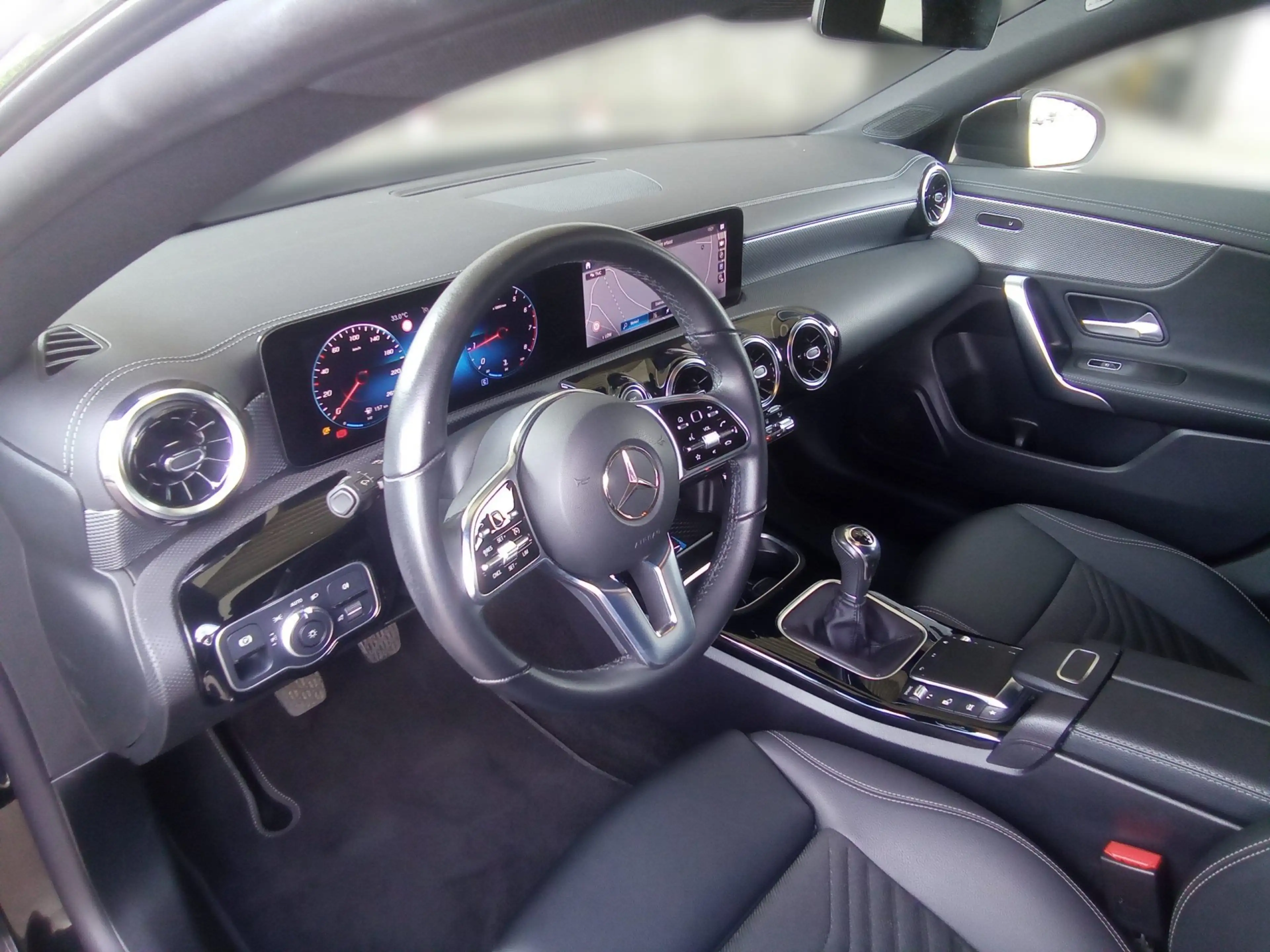Mercedes-Benz CLA 180 Shooting Brake STANDHEIZUNG, NIGHT-PAKET — photo 10