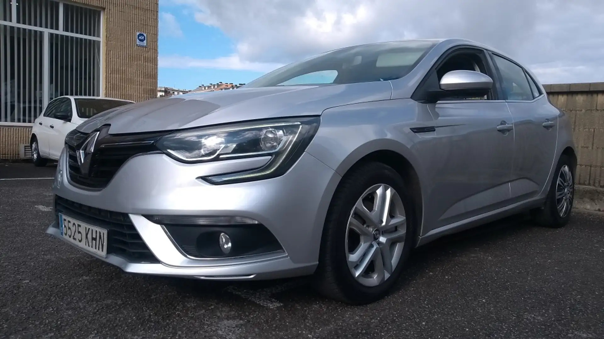 Renault Megane 1.5dCi Energy Business 81kW Gris - 1