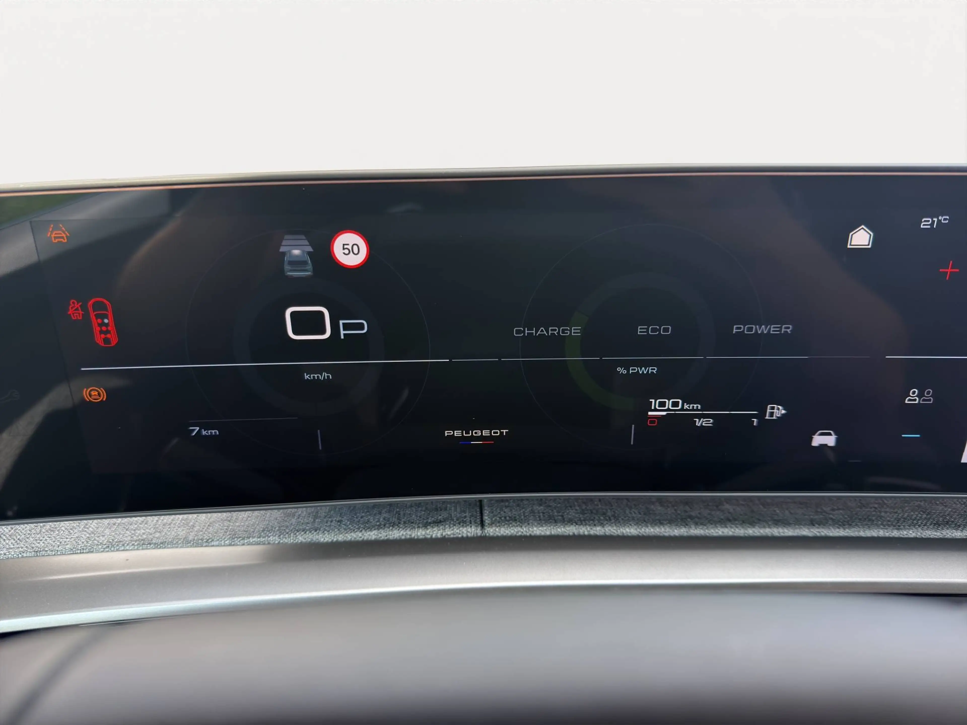 Peugeot 5008 5008 1.2 Turbo MHEV ALLURE 7pl. — photo 11