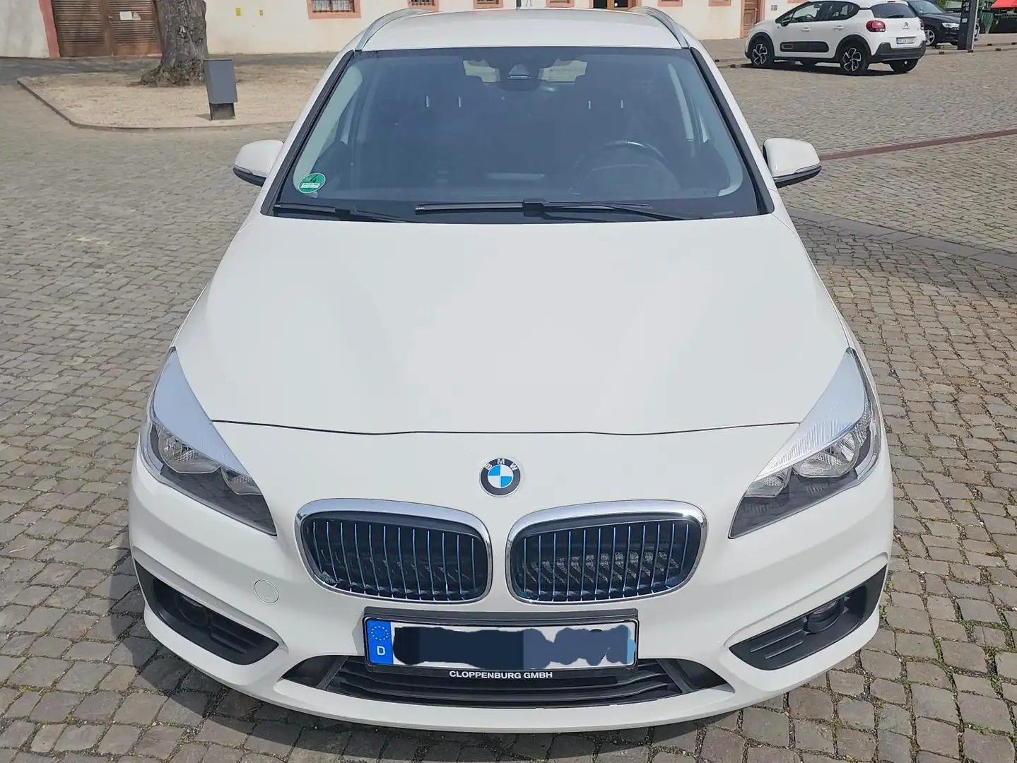 BMW 225 225xe i Luxury Line bijela - 1