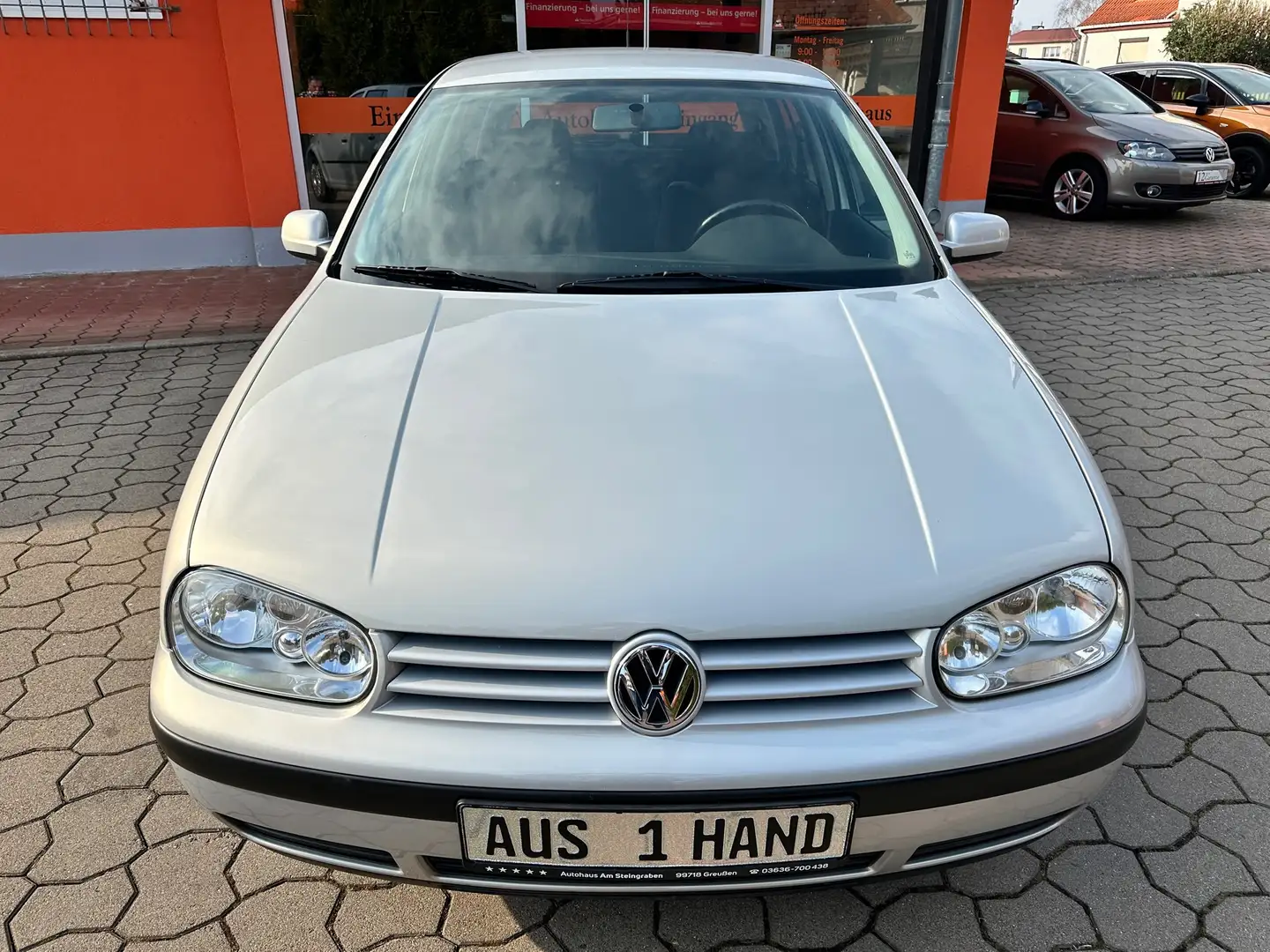 Volkswagen Golf 1.6 * Aus 1.Hand * Klimaautomatik * Guter Zustand Silber - 2
