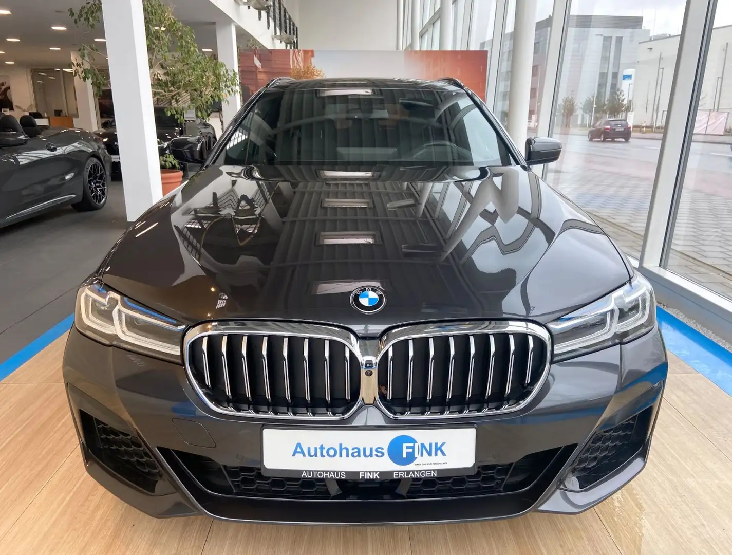BMW 530 i xDrive M Sport LC.Pro Pano Laser HUD AHK Szary - 2