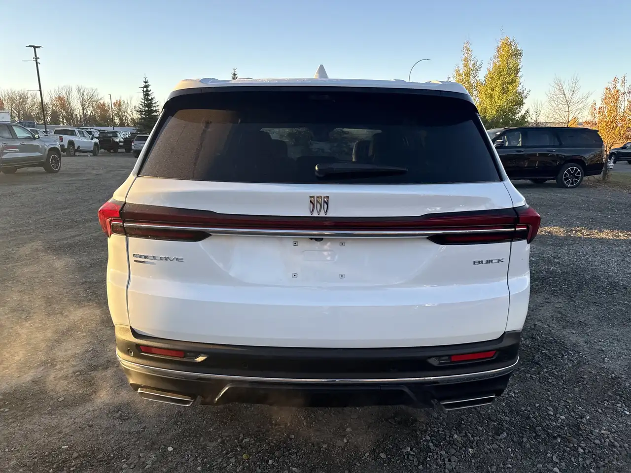 Buick Enclave снимка Buick Enclave
