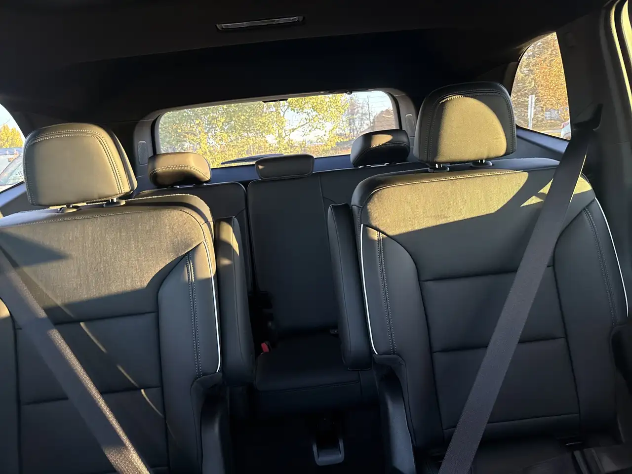 Buick Enclave снимка Buick Enclave