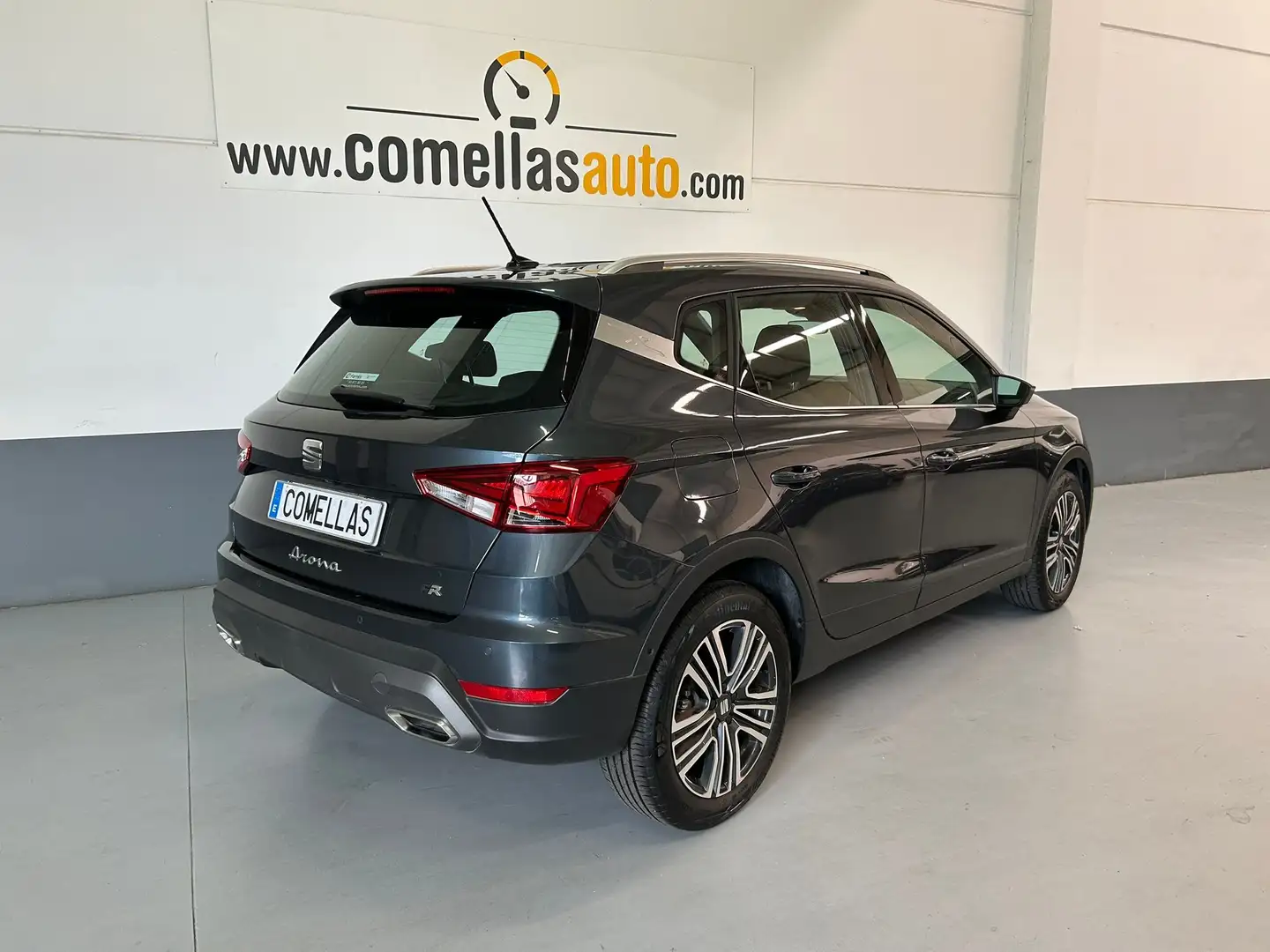 SEAT Arona 1.0 TSI S&S FR XM 110 Gris - 2