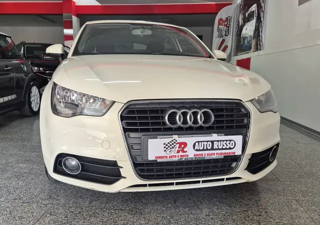 Audi A1 Sportback 1.6 tdi Attraction 90cv