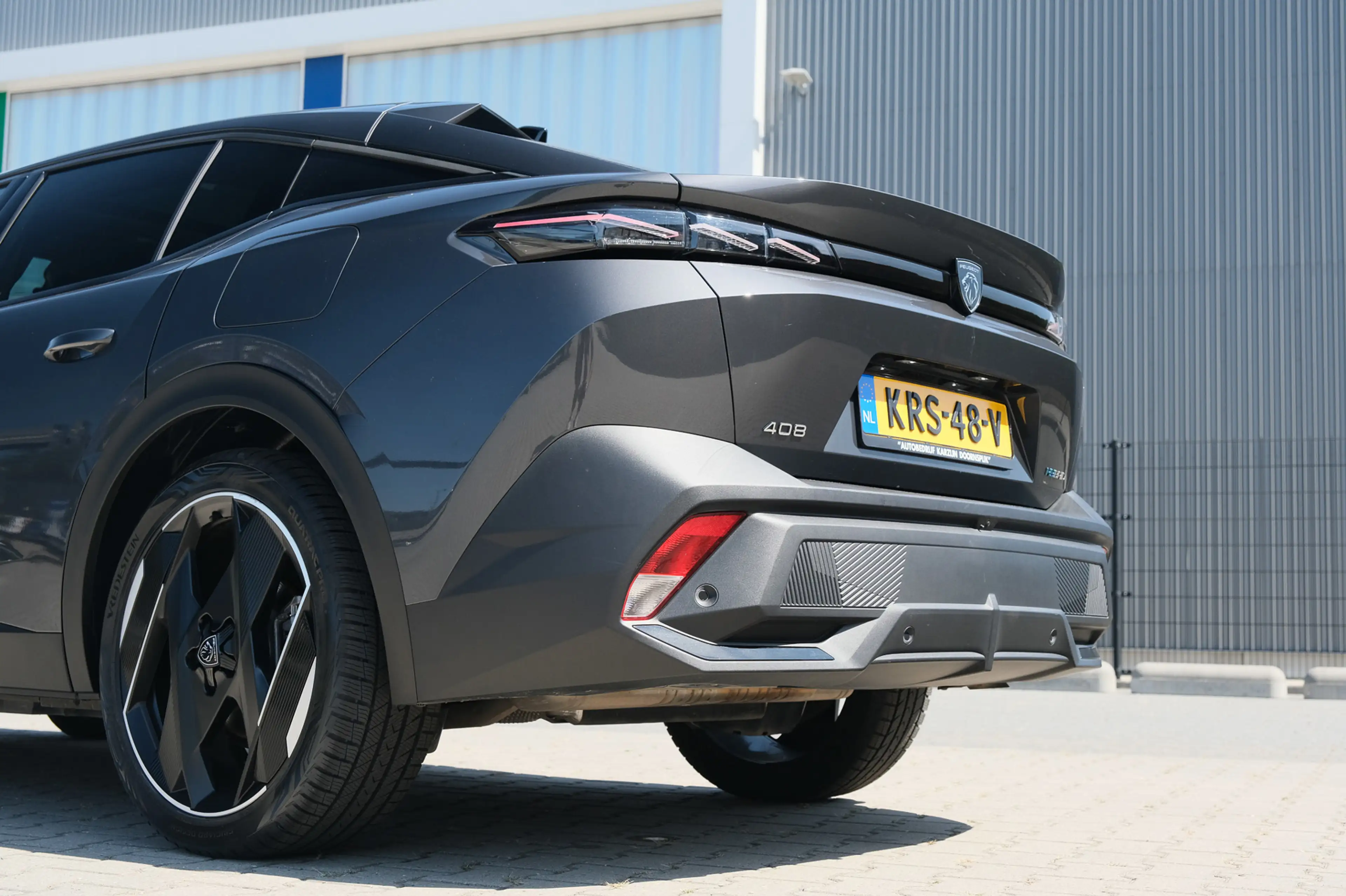 Peugeot 408 1.6 HYbrid GT 225 EAT8 First Edition — photo 5