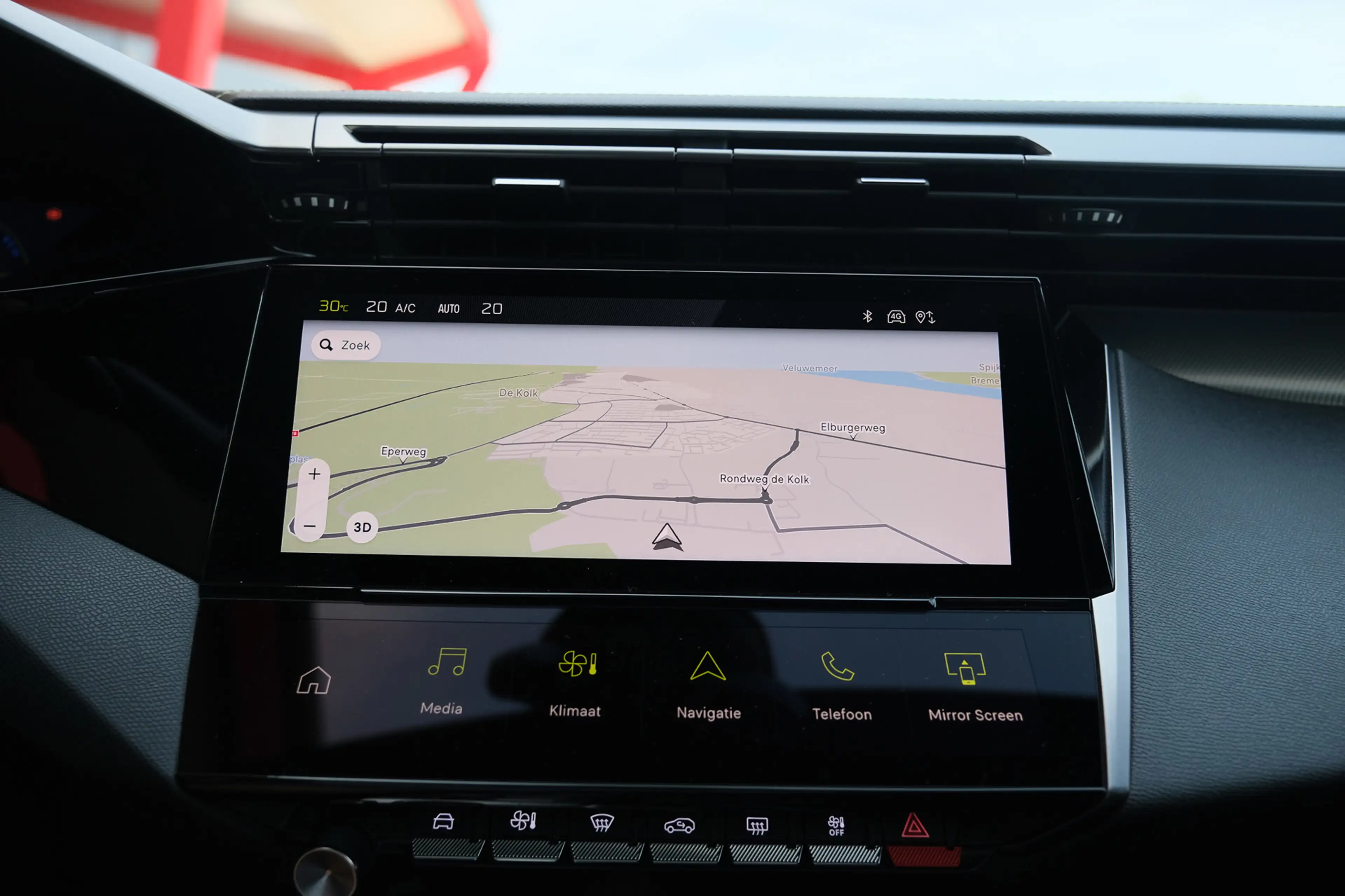 Peugeot 408 1.6 HYbrid GT 225 EAT8 First Edition — photo 12
