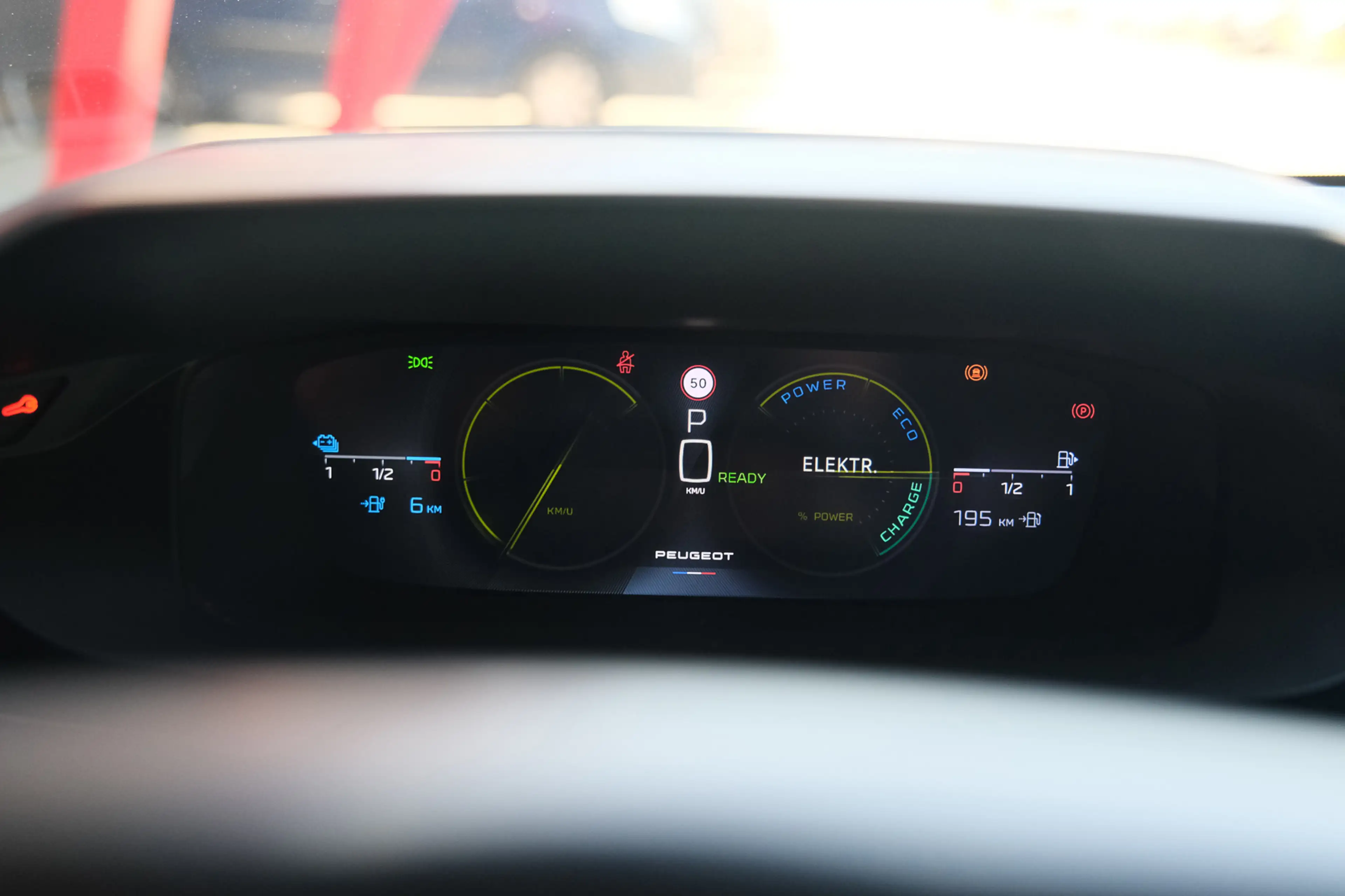 Peugeot 408 1.6 HYbrid GT 225 EAT8 First Edition — photo 9