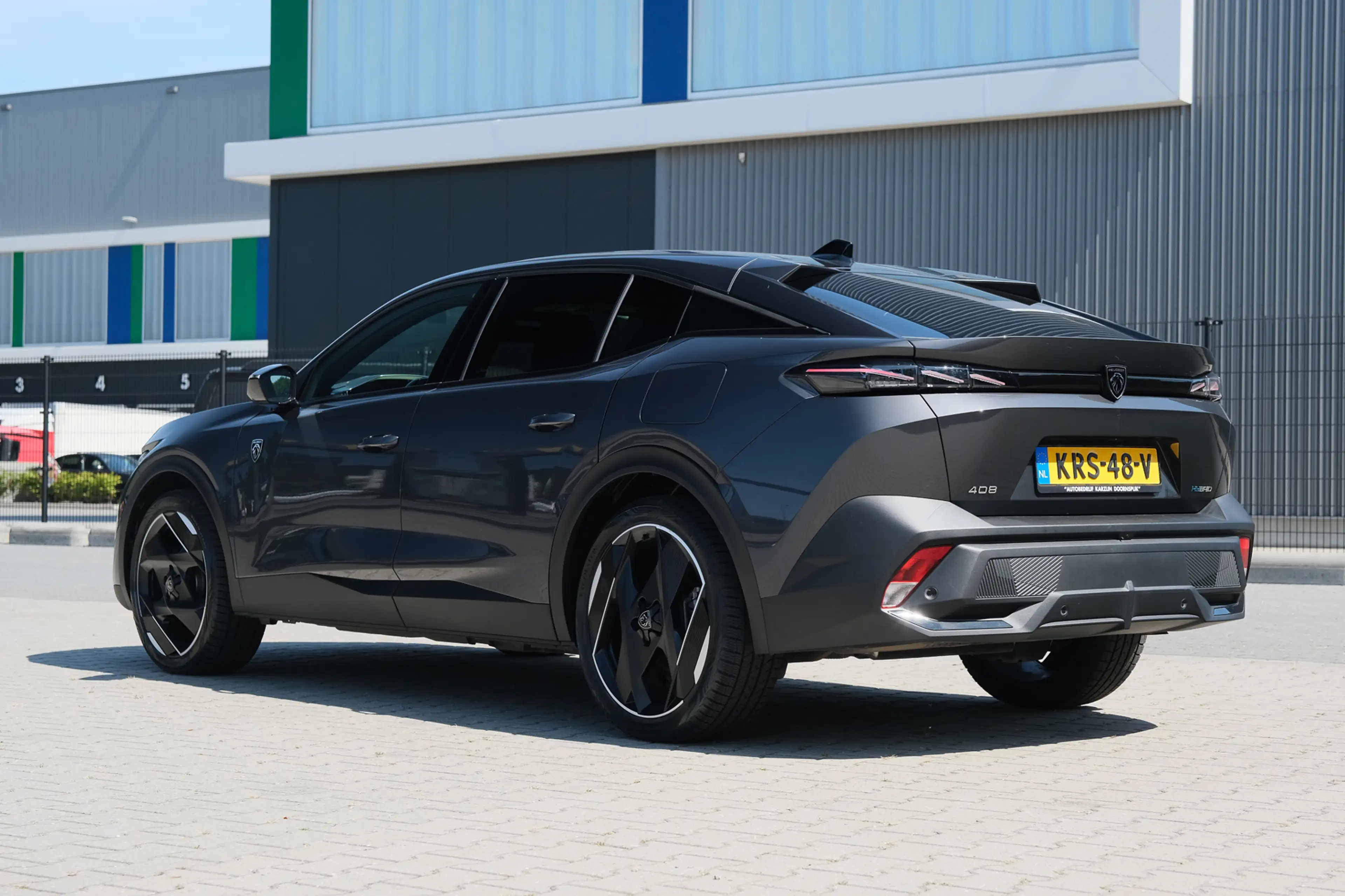 Peugeot 408 1.6 HYbrid GT 225 EAT8 First Edition — photo 4