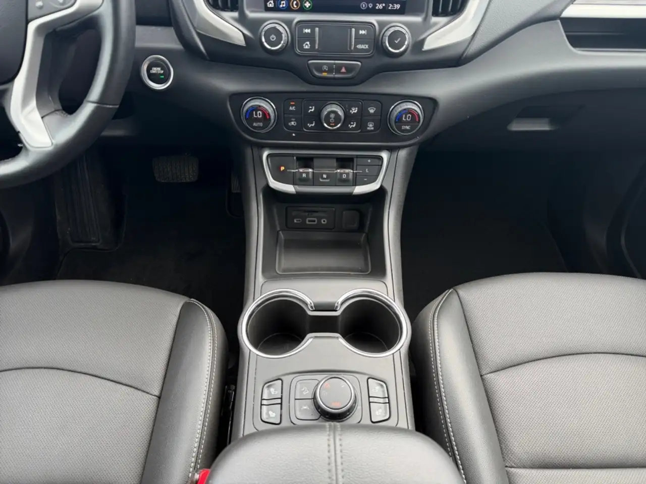 GMC Terrain photo GMC Terrain