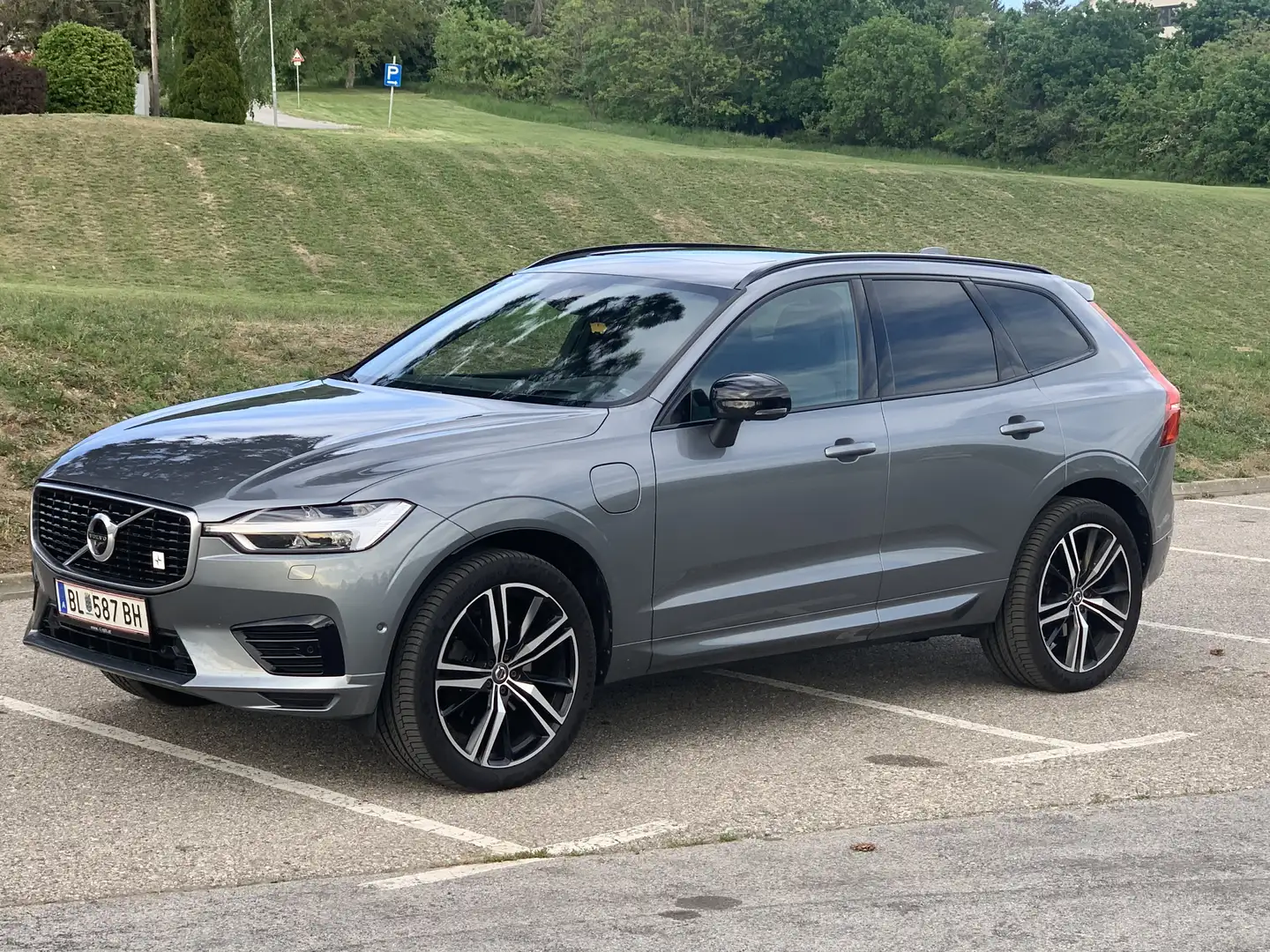 Volvo XC60 T8 Twin Engine AWD PHEV R-Design - 1