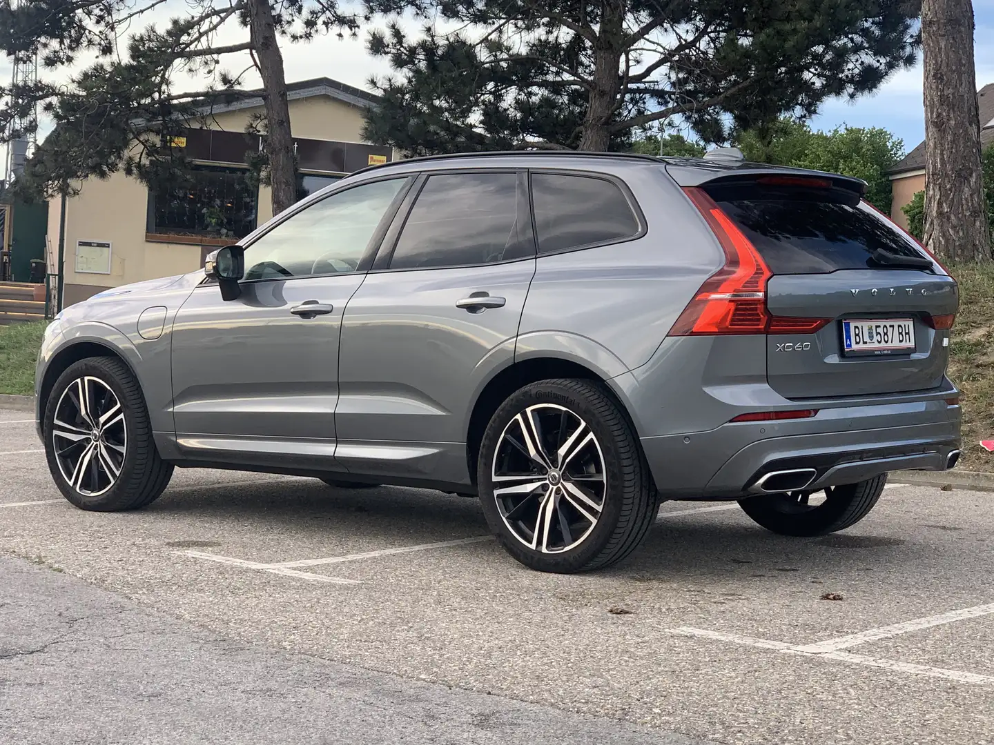 Volvo XC60 T8 Twin Engine AWD PHEV R-Design - 2