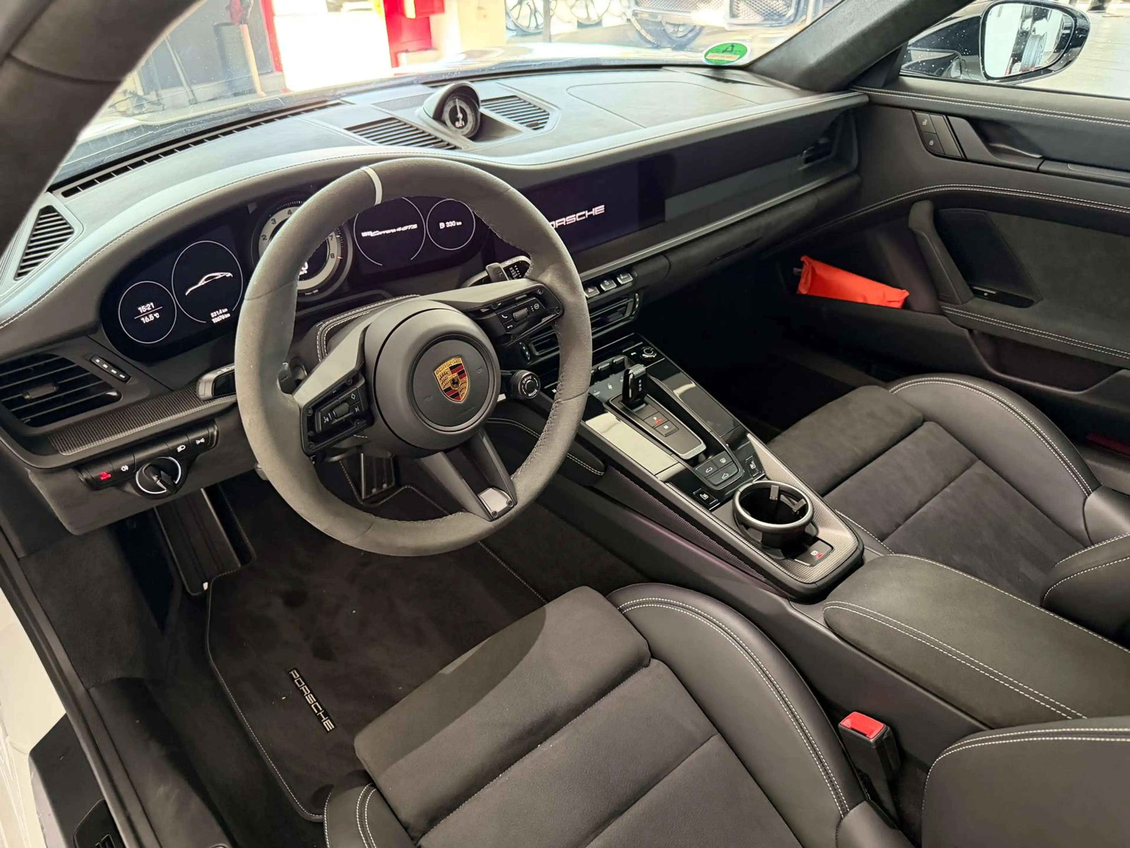 Porsche 992 4 GTS Matrix 18-Wege Carbon Schiebedach PPF — photo 11