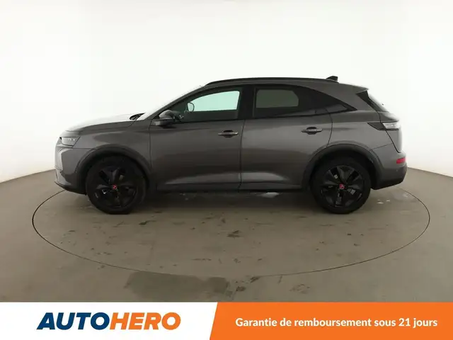 DS Automobiles DS 7 view 3