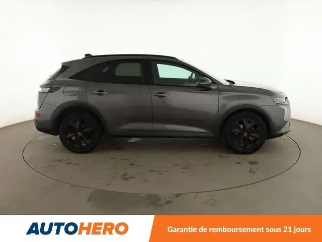 DS Automobiles DS 7 view 7